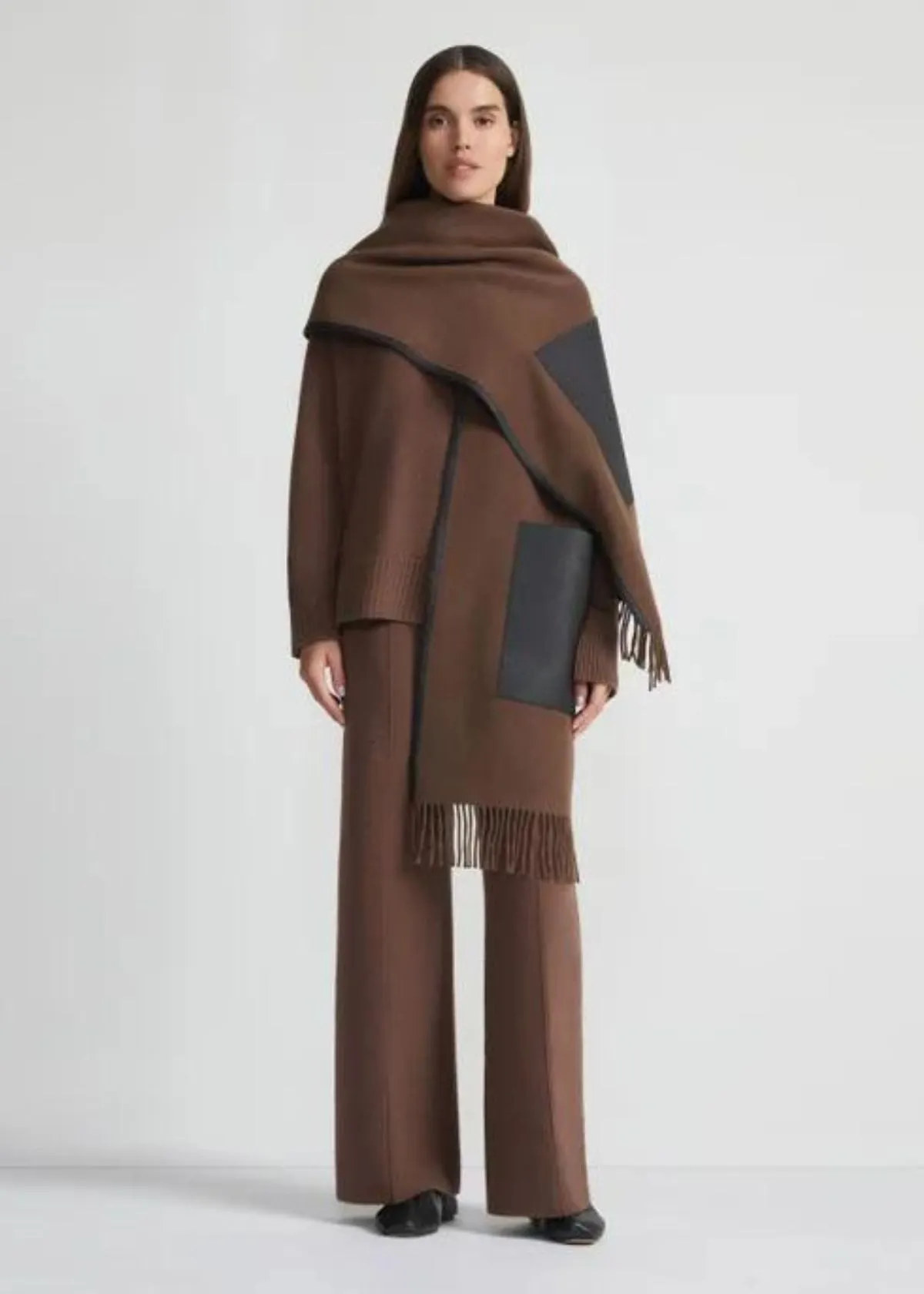 LAFAYETTE 148 Cashmere & Leather Pocket Shawl - Wood
