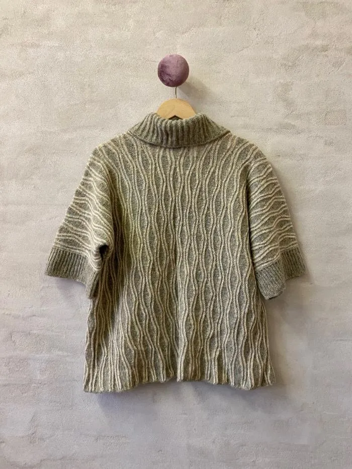 Lagune cardigan by Hanne Falkenberg, No 20 knitting kit