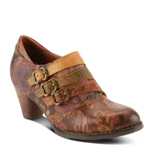Split-Toe Shoes