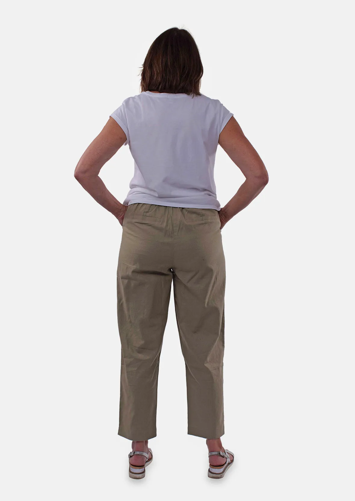 Linen Rich Tapered Leg Trouser With Pockets