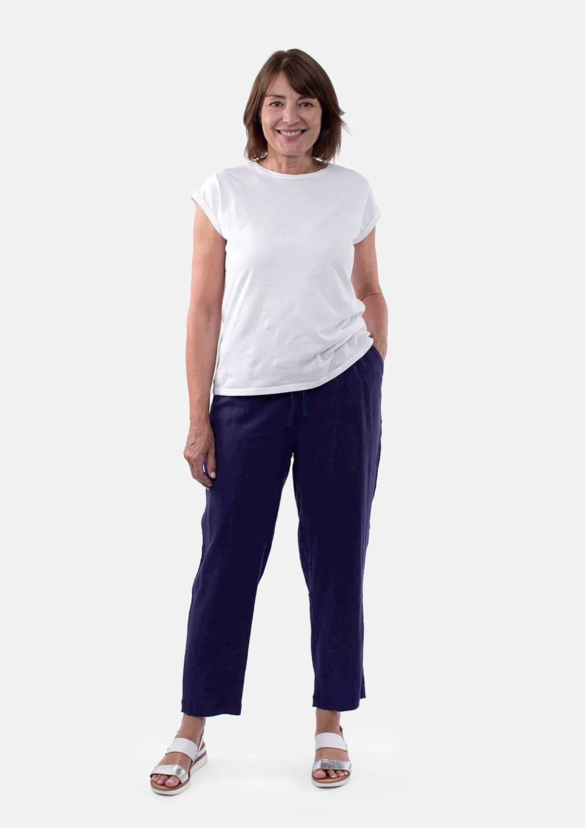 Linen Rich Tapered Leg Trouser With Pockets