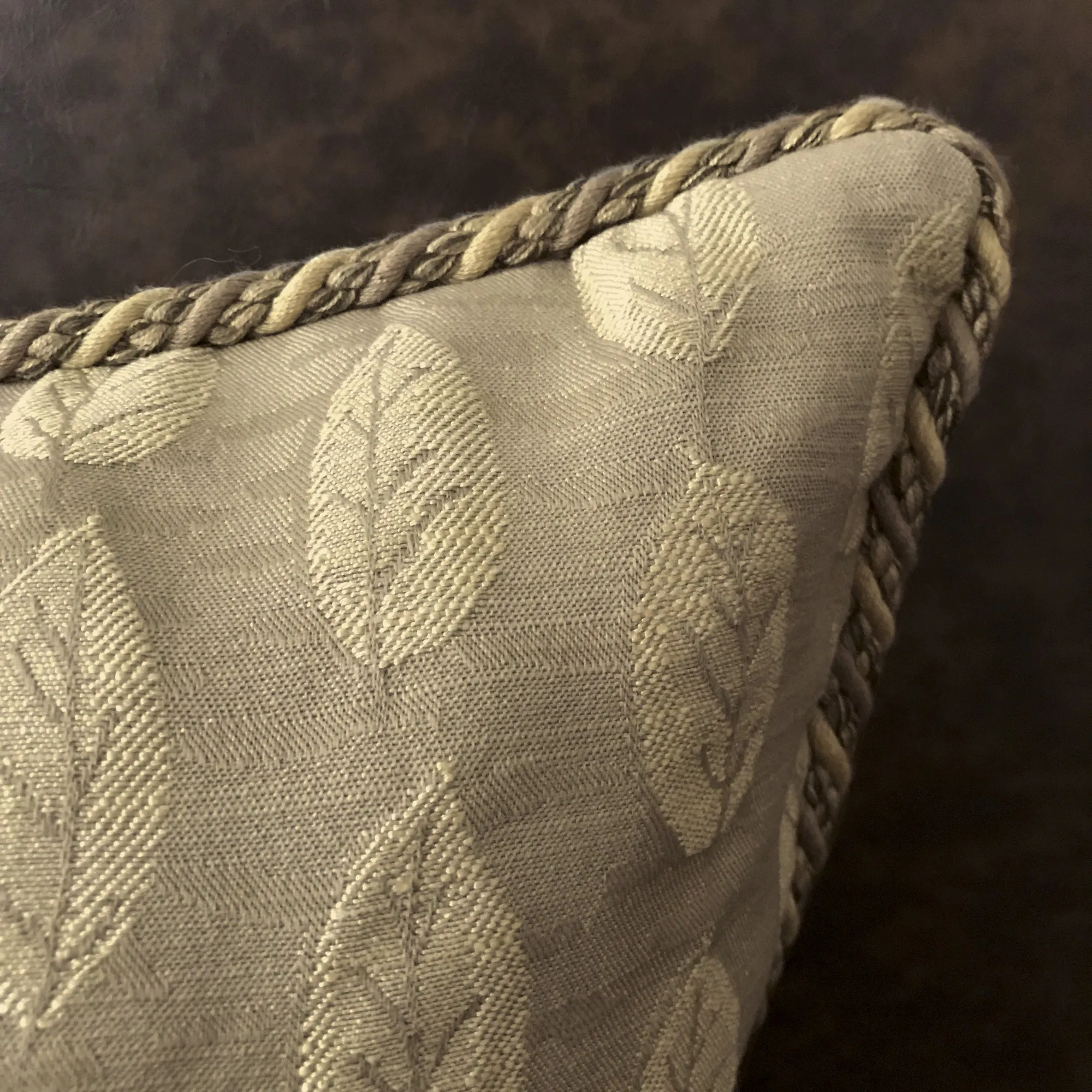 Lodge Woven Tan Leaf Lumbar Pillow Cover 15x26