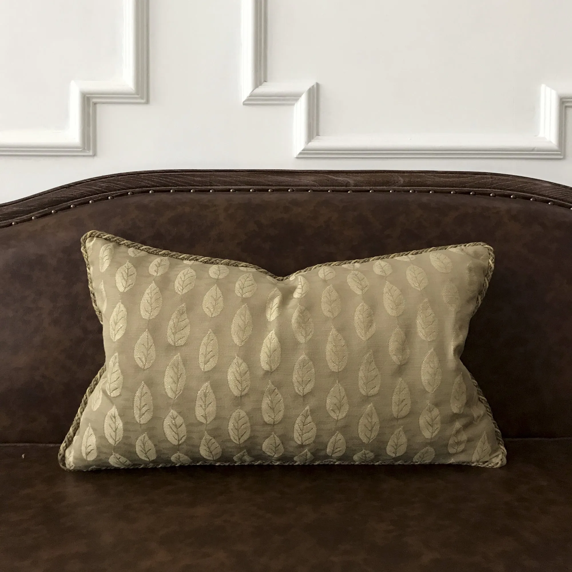 Lodge Woven Tan Leaf Lumbar Pillow Cover 15x26