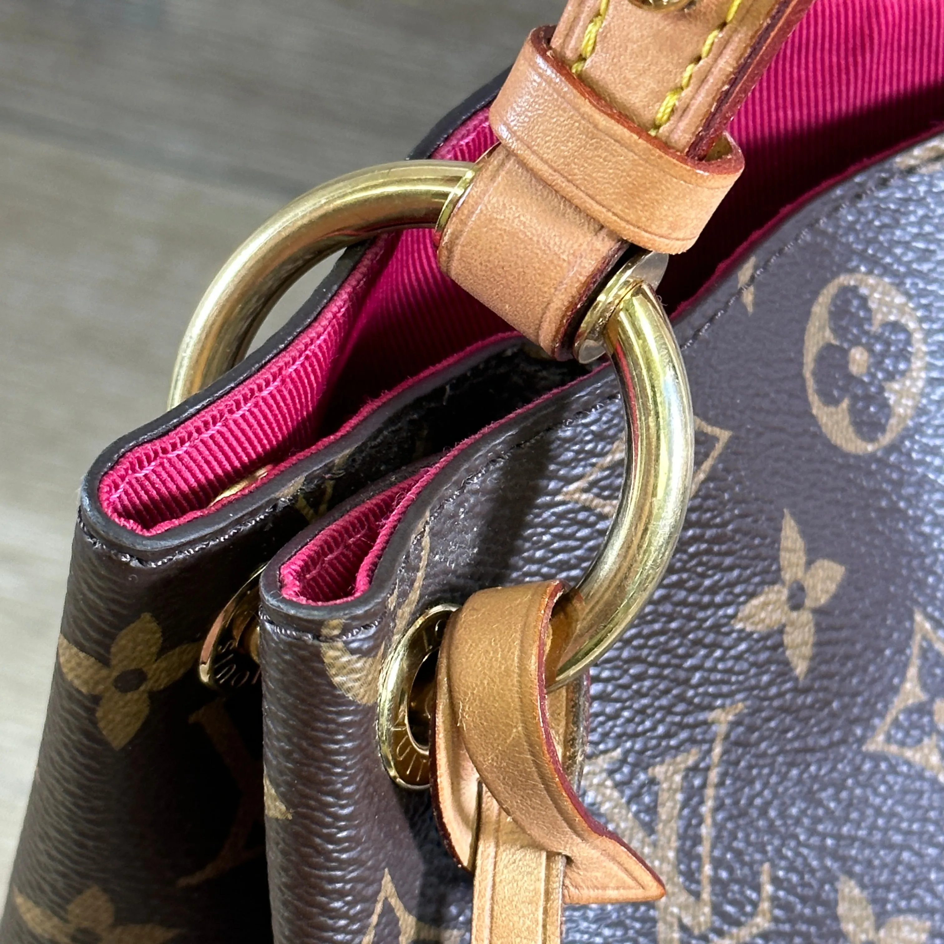 Louis Vuitton Graceful MM - Peony