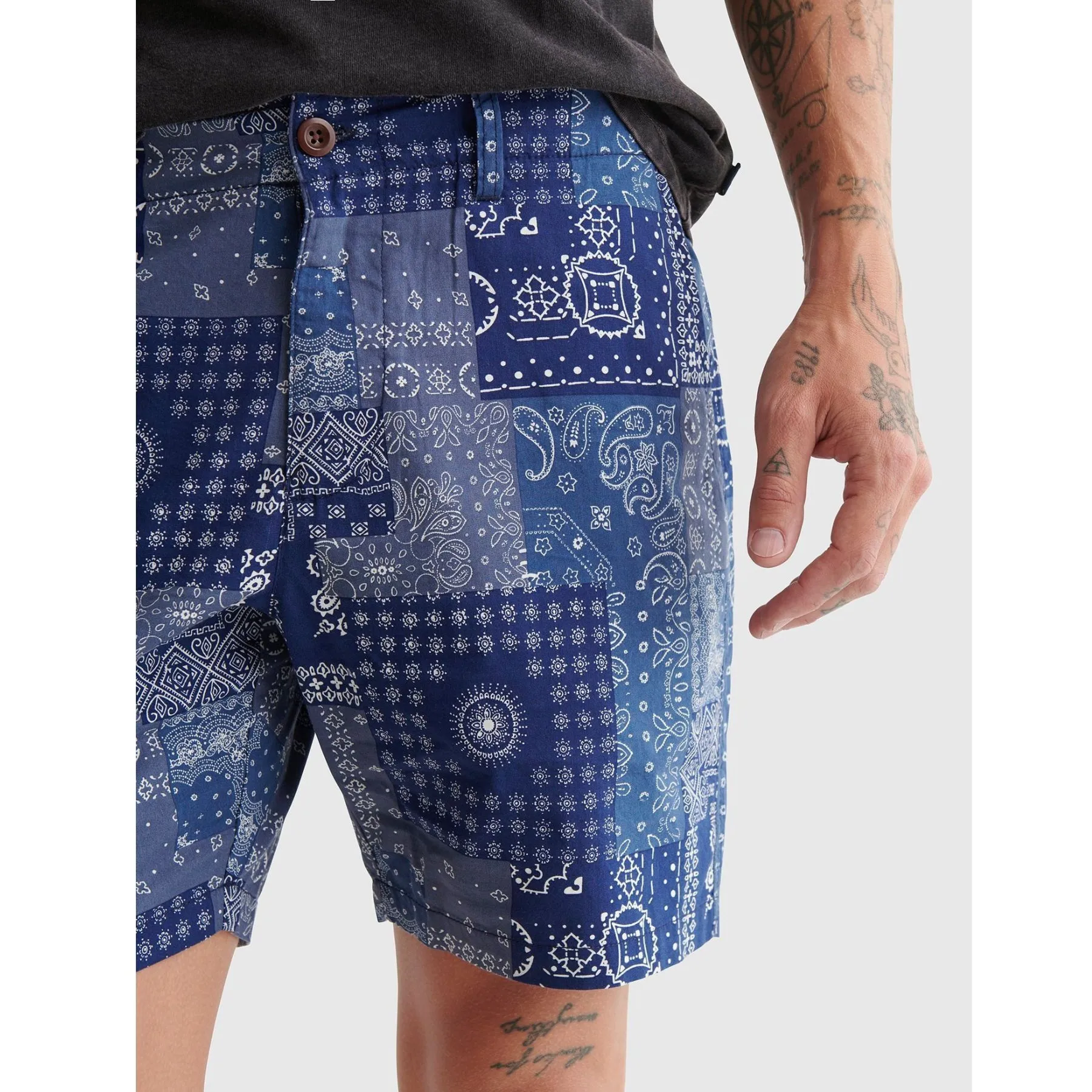 Lucky Brand Men's Bandana Print Lightweight Cotton Blend Shorts