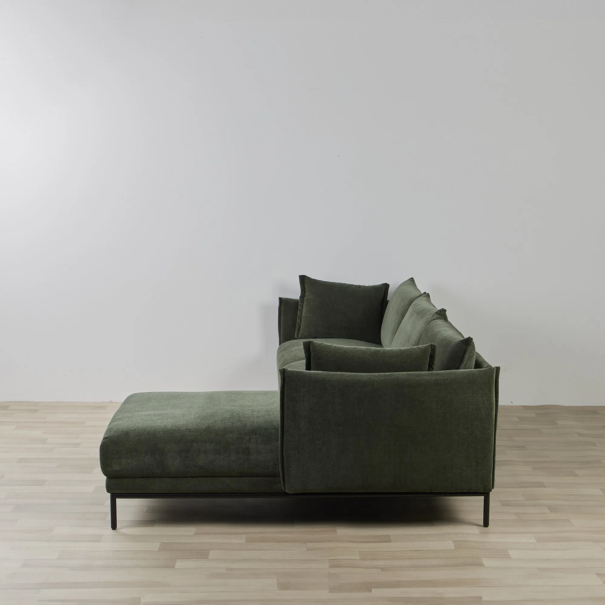 Lugo 3-Seat RH Chaise Sofa - Forest
