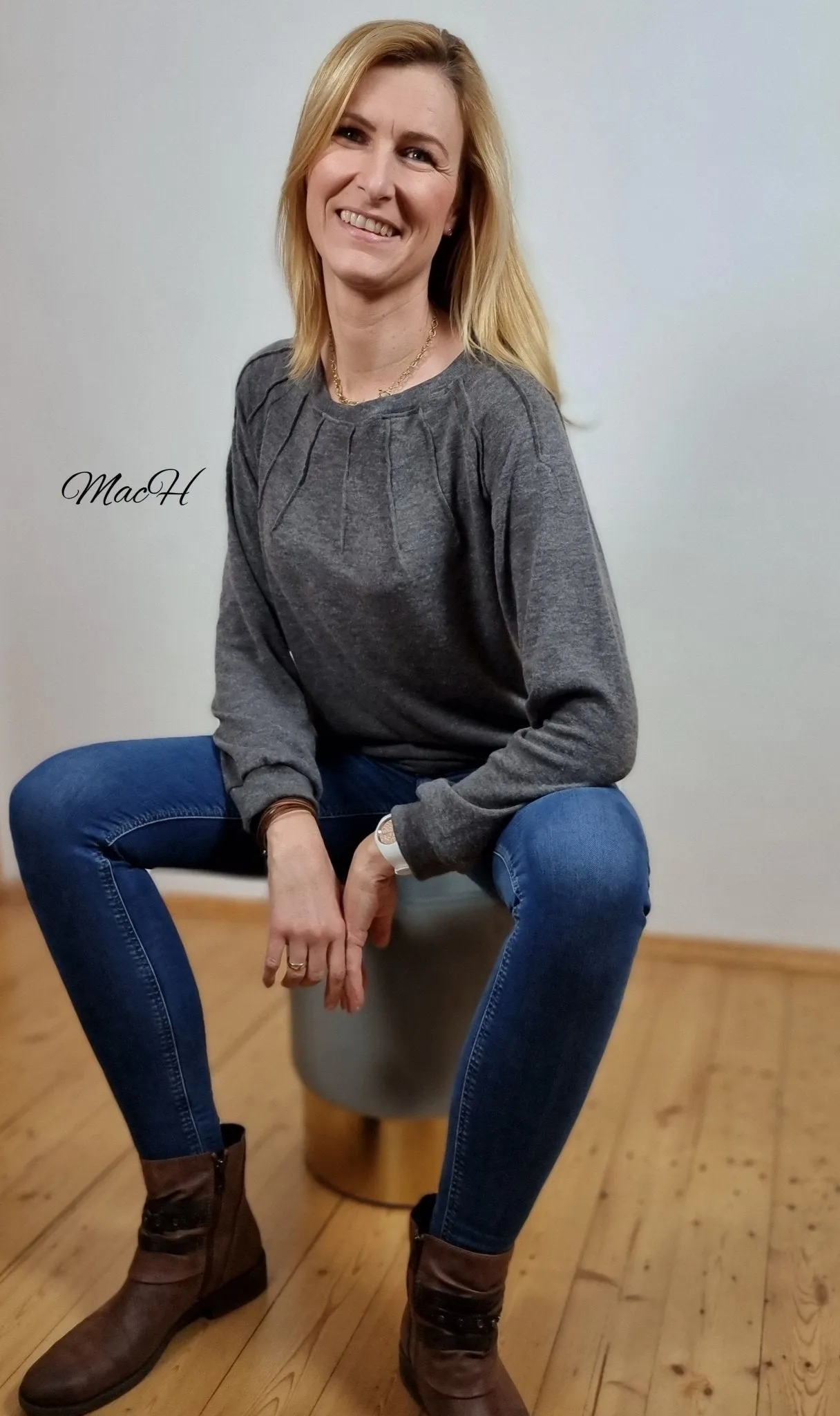 Luna - Pullover mit Biesen (Papierschnittmuster)