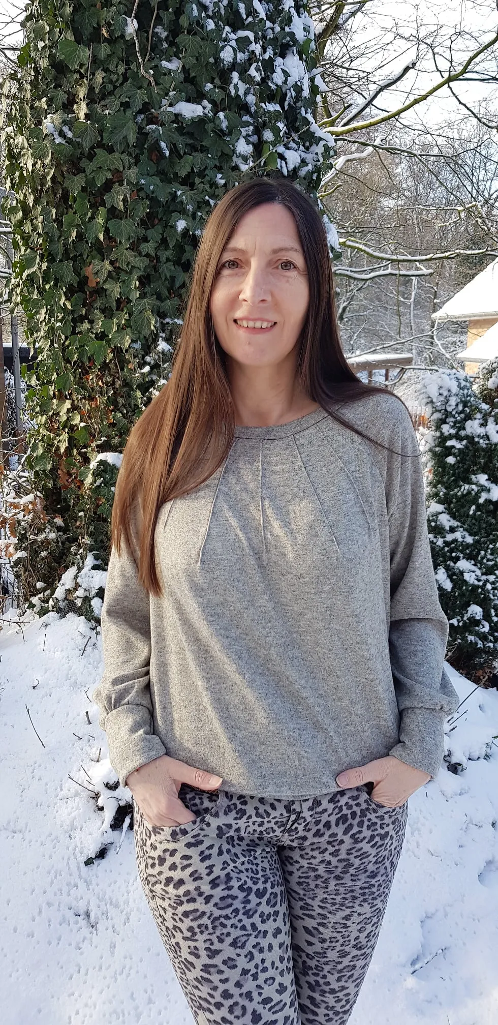 Luna - Pullover mit Biesen (Papierschnittmuster)