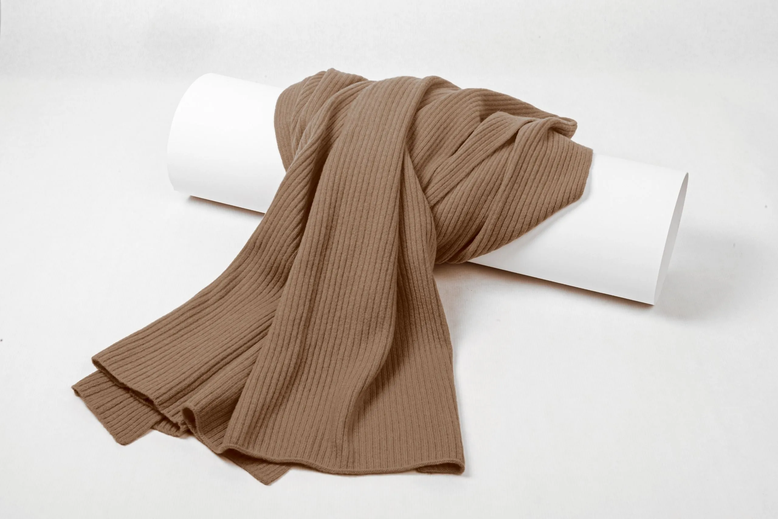 Luxurious Ribbed Cashmere Scarf