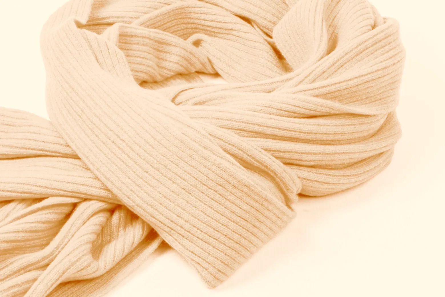Luxurious Ribbed Cashmere Scarf