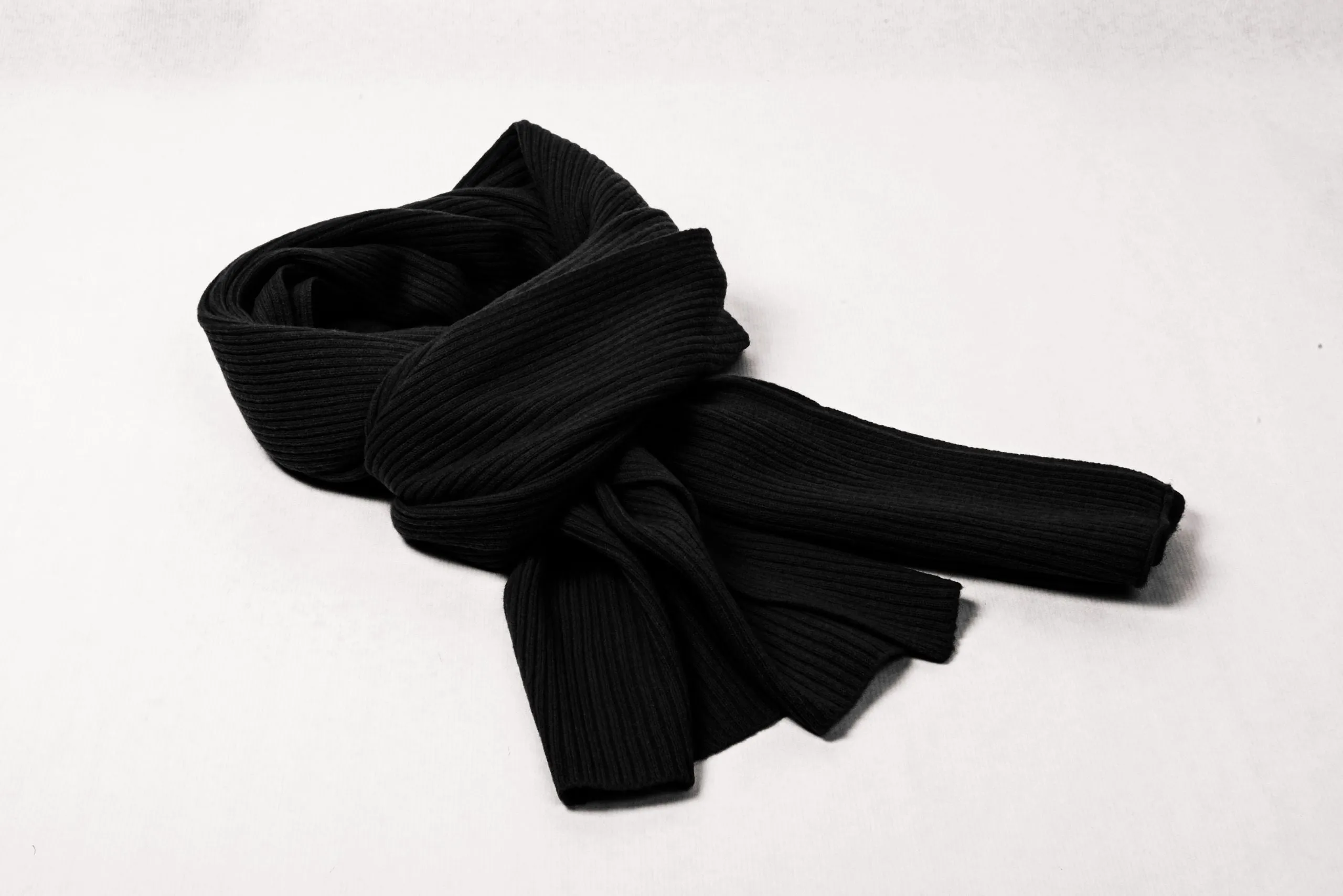Luxurious Ribbed Cashmere Scarf