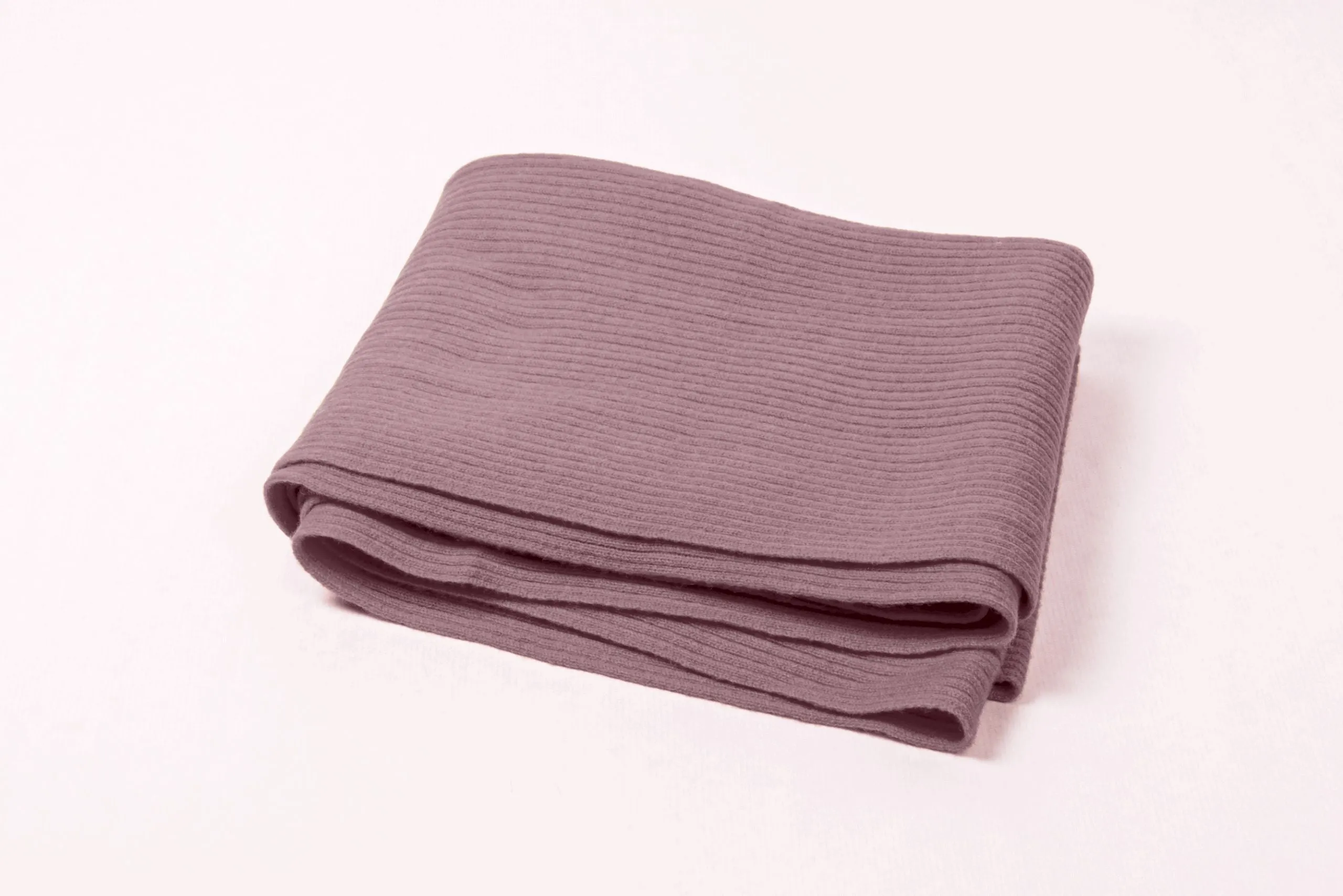Luxurious Ribbed Cashmere Scarf