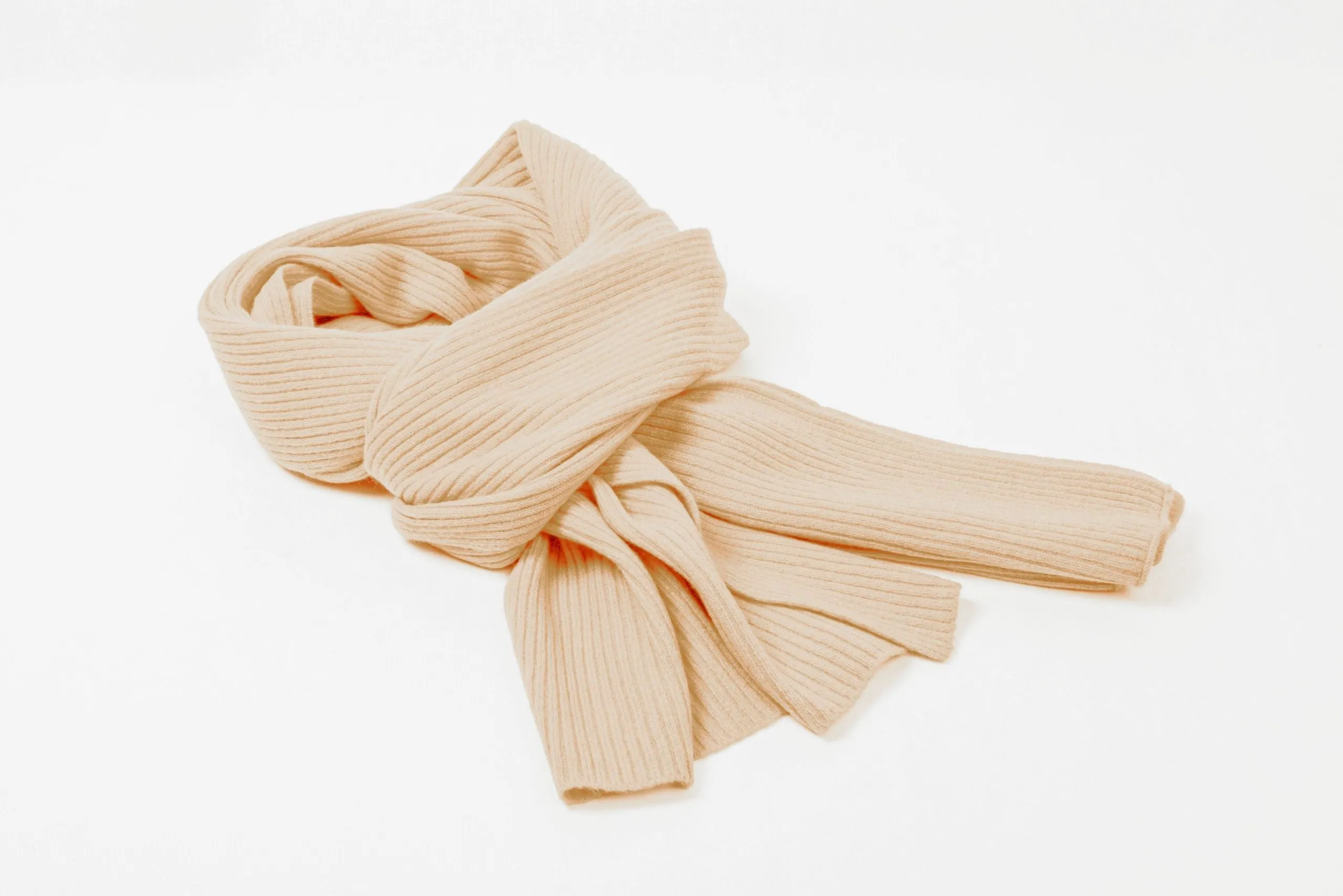 Luxurious Ribbed Cashmere Scarf