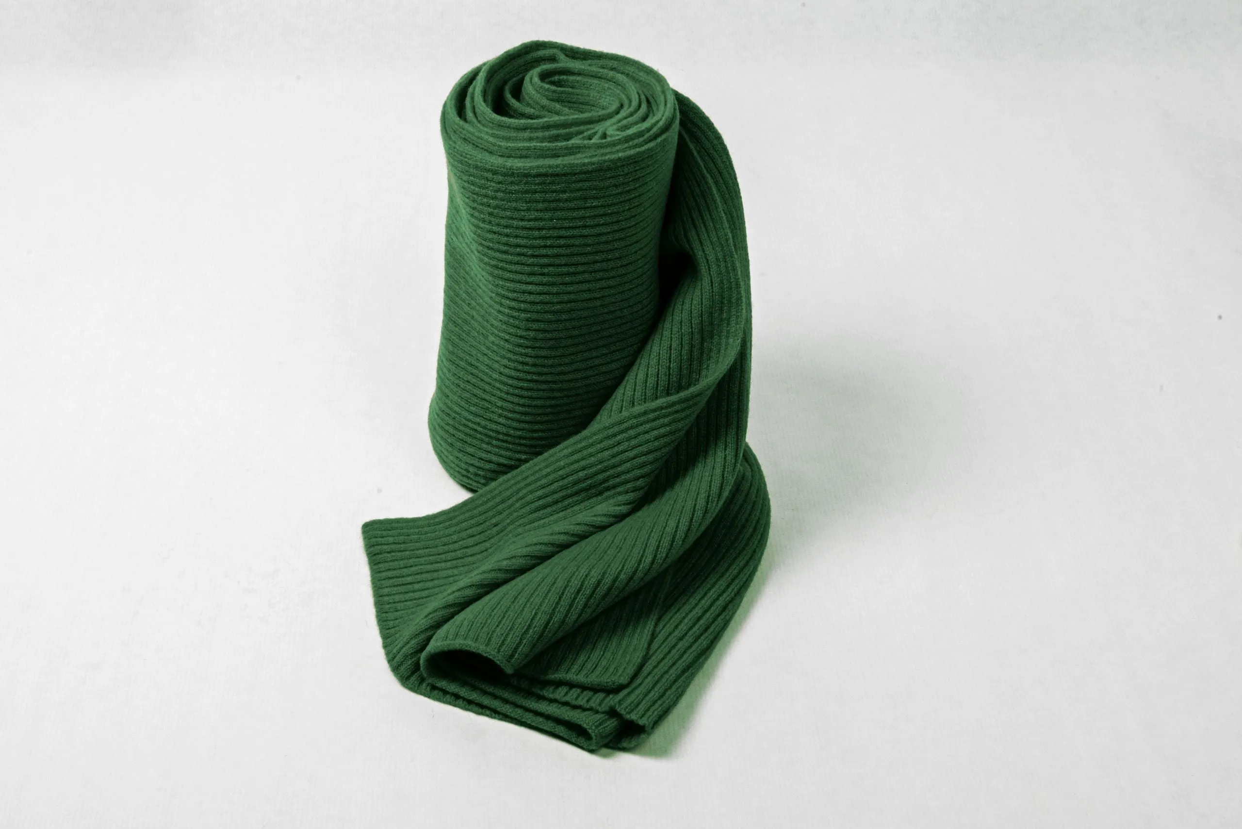 Luxurious Ribbed Cashmere Scarf