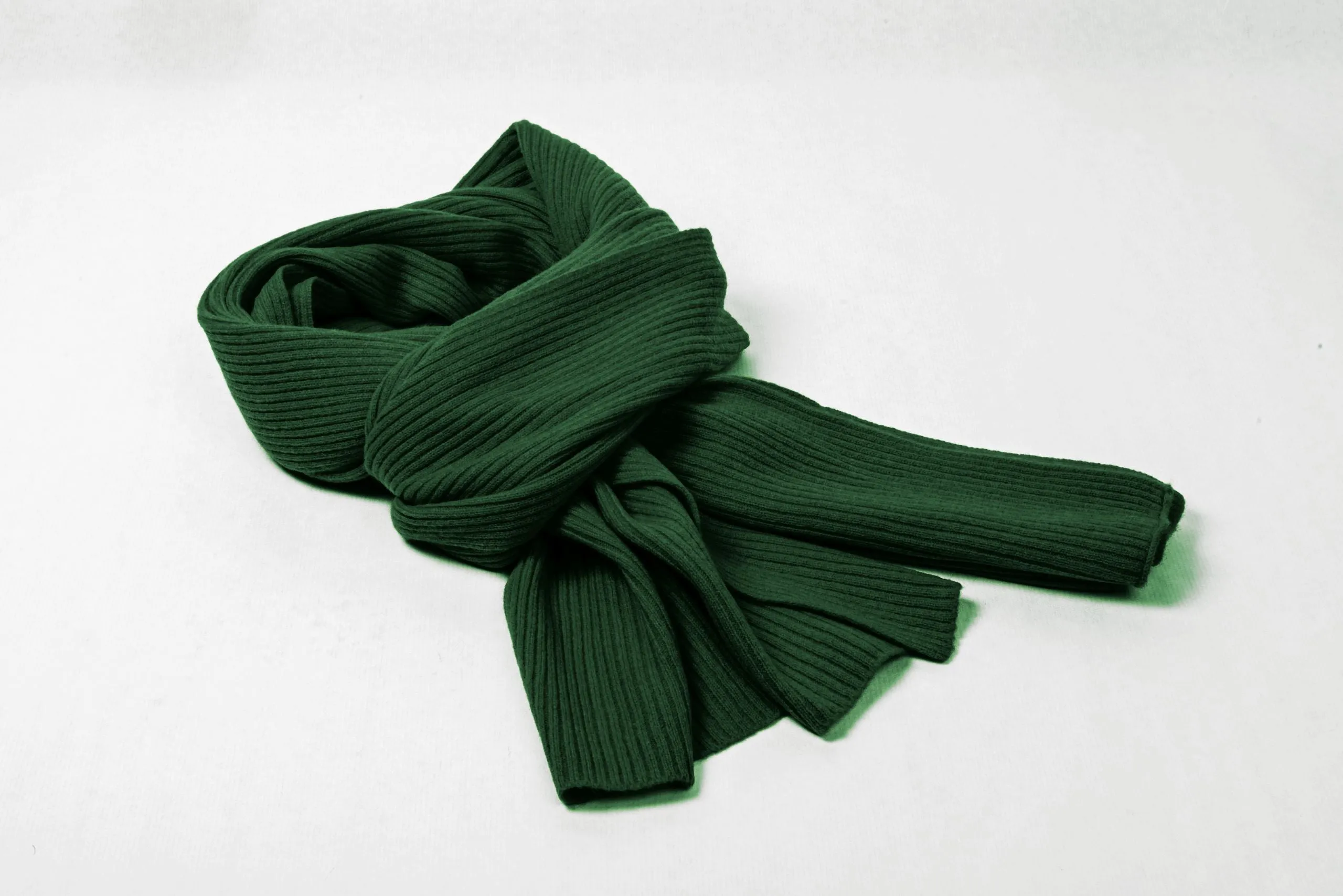 Luxurious Ribbed Cashmere Scarf