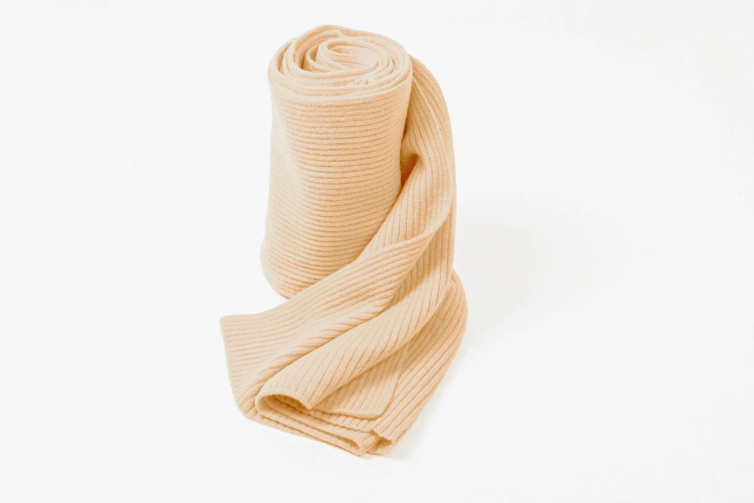 Luxurious Ribbed Cashmere Scarf