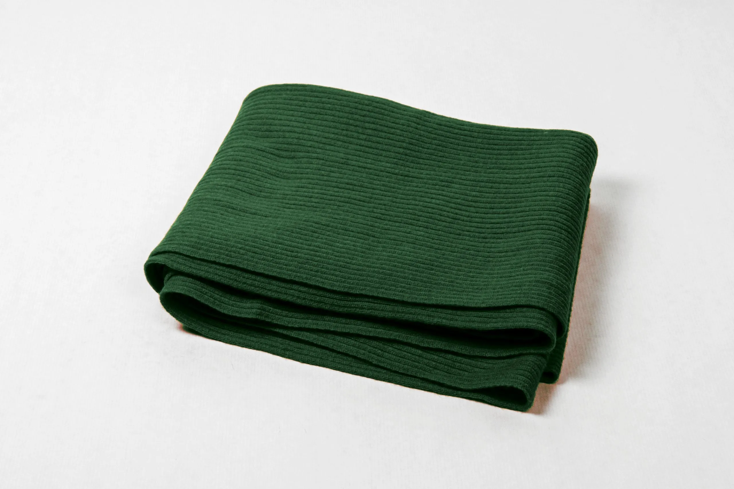 Luxurious Ribbed Cashmere Scarf