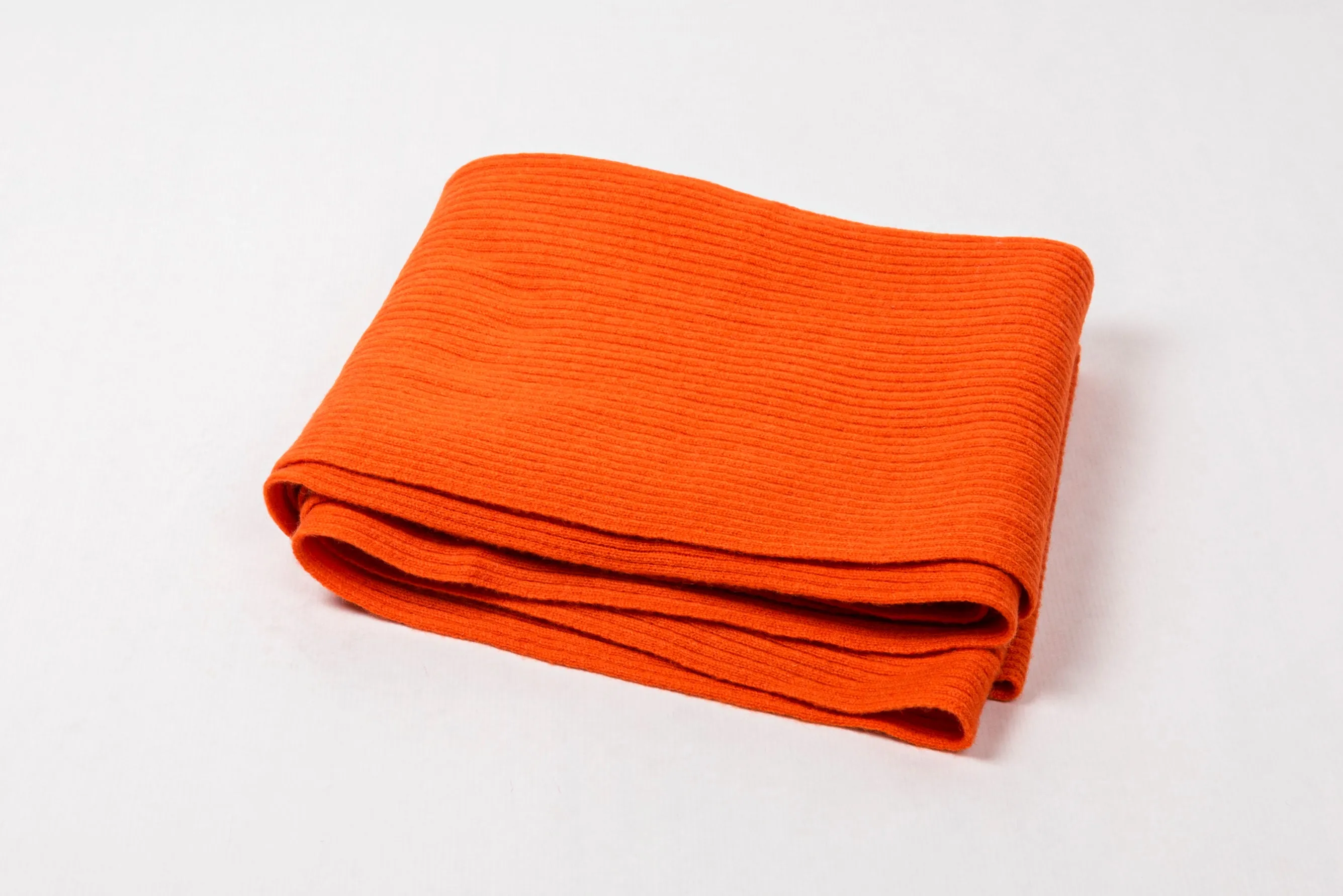 Luxurious Ribbed Cashmere Scarf