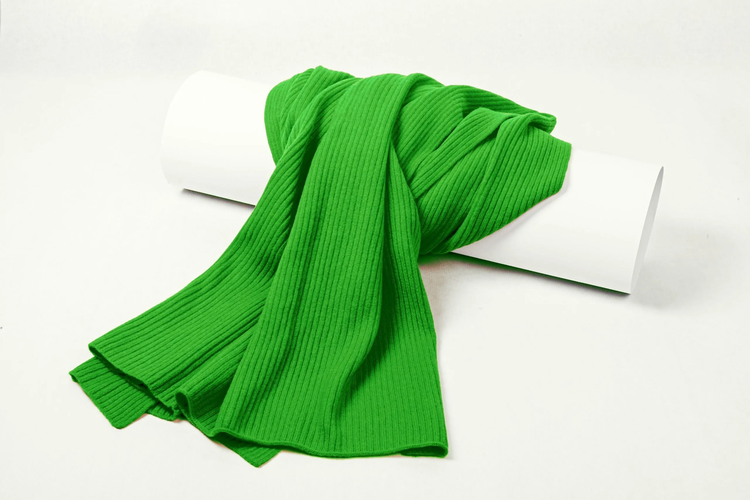 Luxurious Ribbed Cashmere Scarf