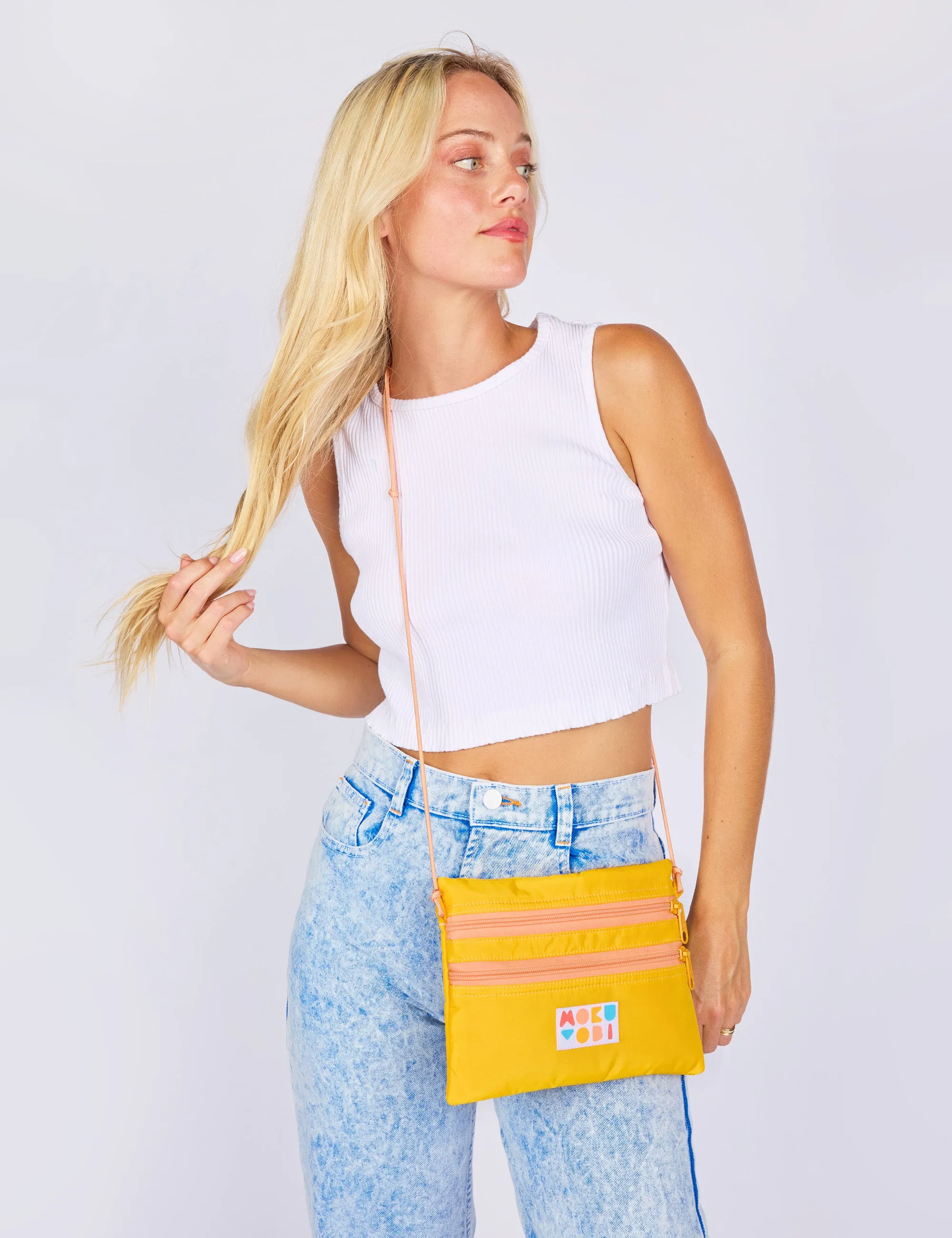 Mangodex City Cloud Pouch