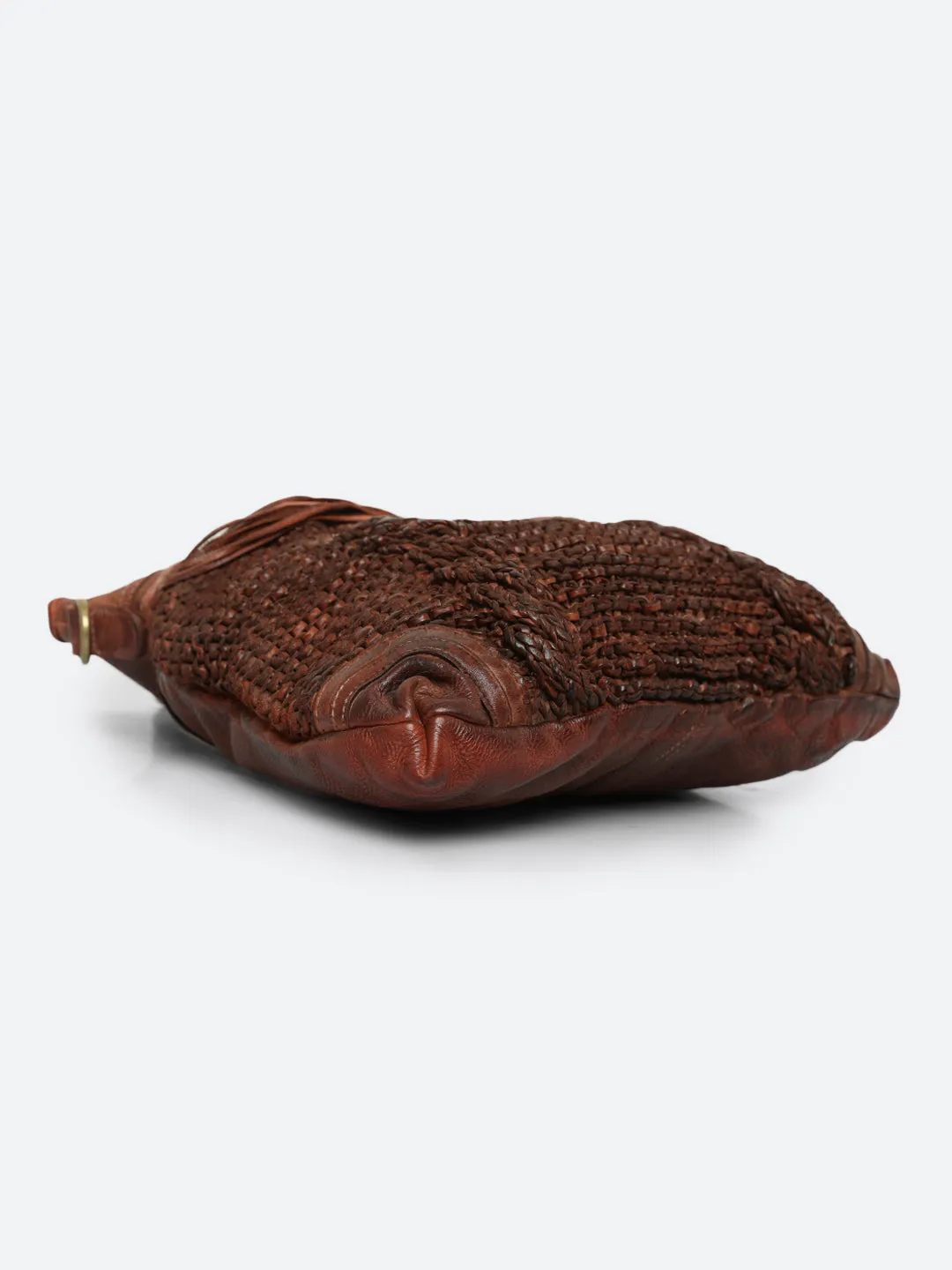 Martinka: Cognac Leather Shopper With Wooden Handle With Weaving, Fringes And Metallic Print