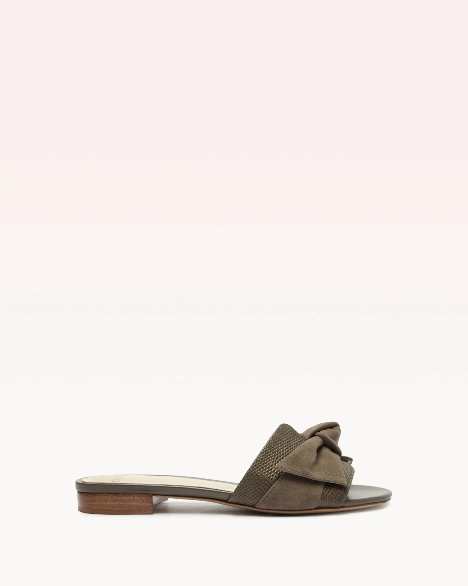 Maxi Clarita Flat Pebble