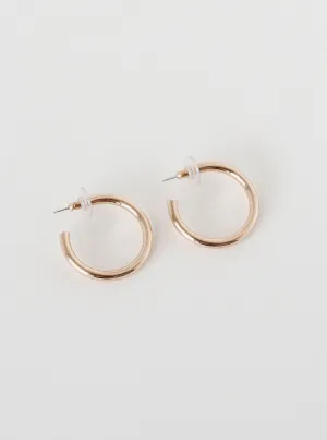 Medium Ange Hoops