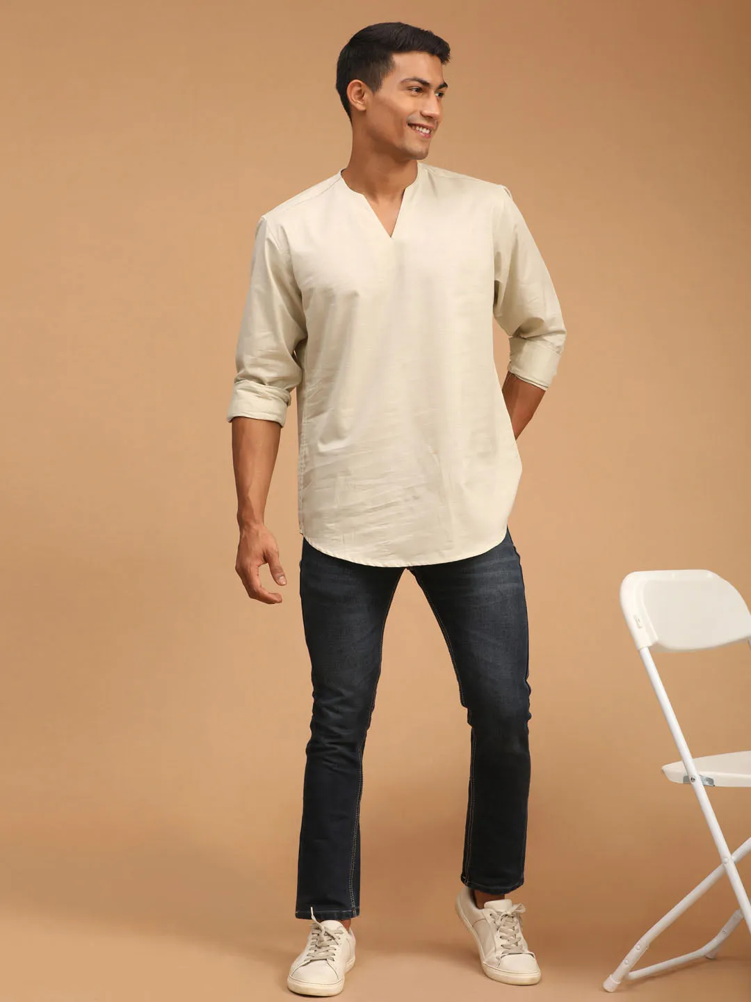 Men's Cream Cotton Blend Short Kurta - Vastramay