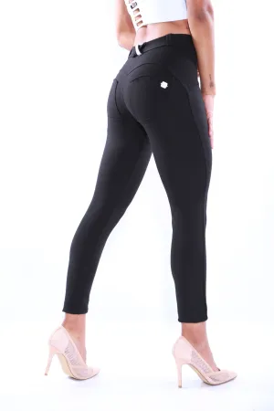 Mid waist Butt lifting shaping pants -  Wool blend black
