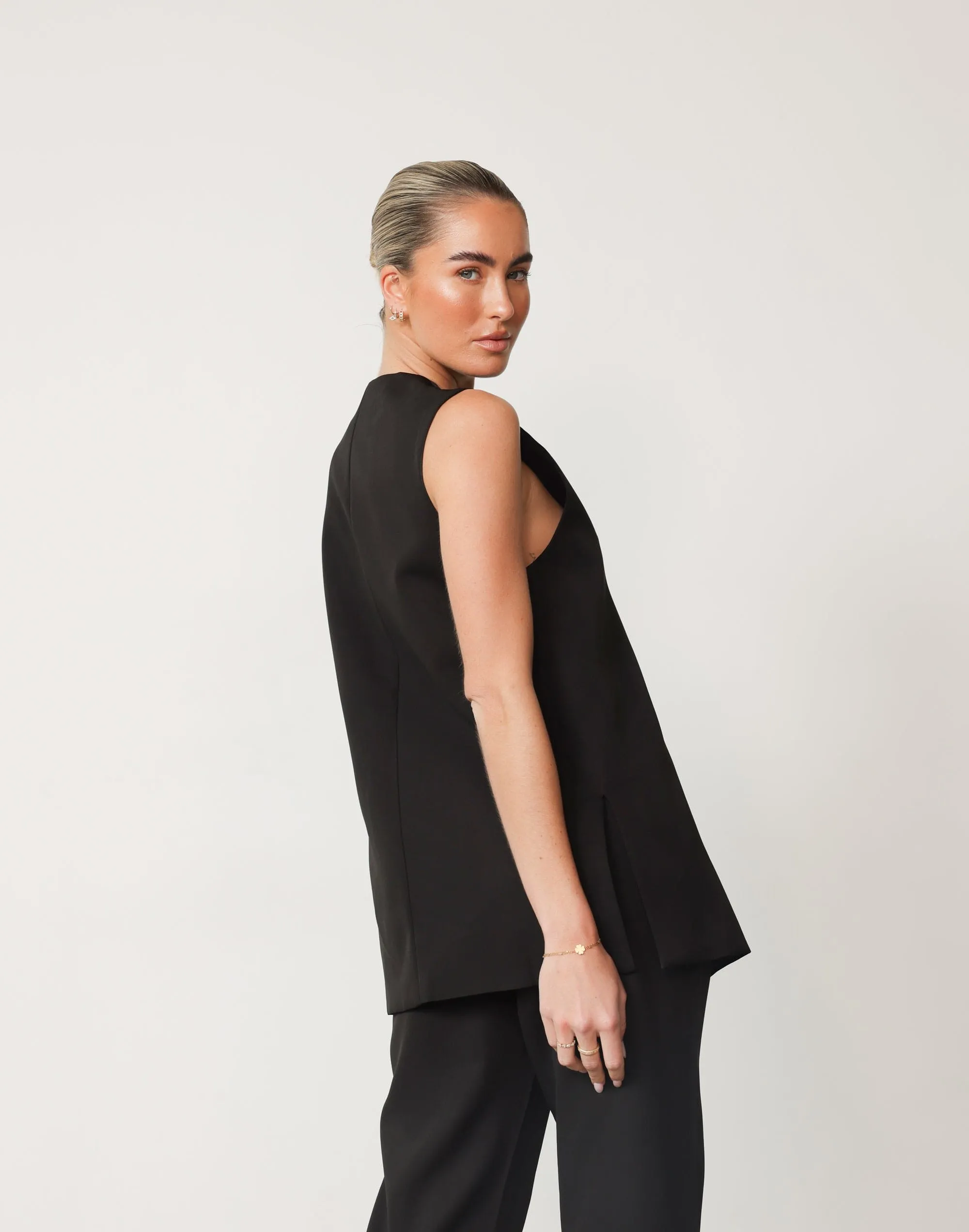 Montemayor Top (Black)