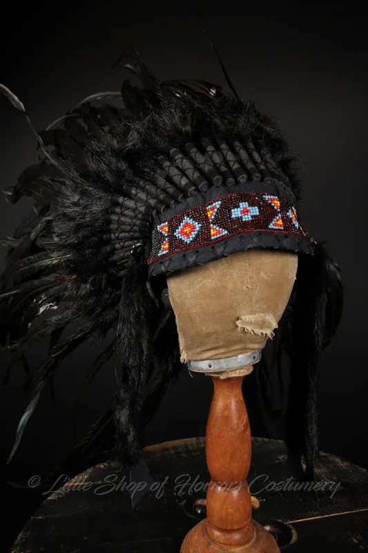 Native American Warbonnet: Short Black