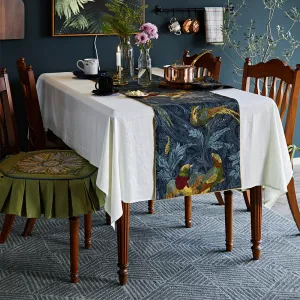 Nightingale Morris Vintage Elegant Table Runner