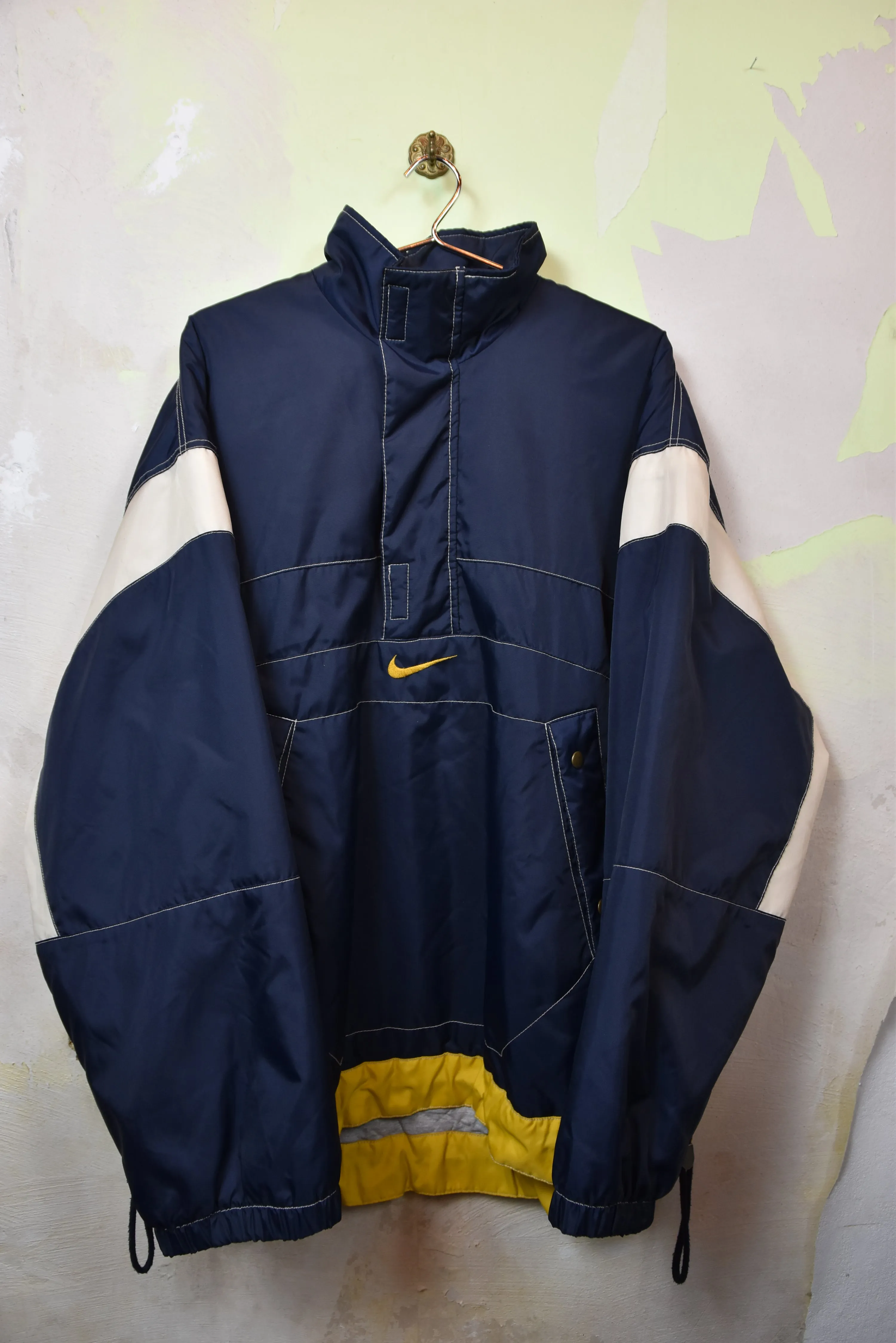 NIKE dunkelblauer Nike Nylon Jumper, Gr. XL