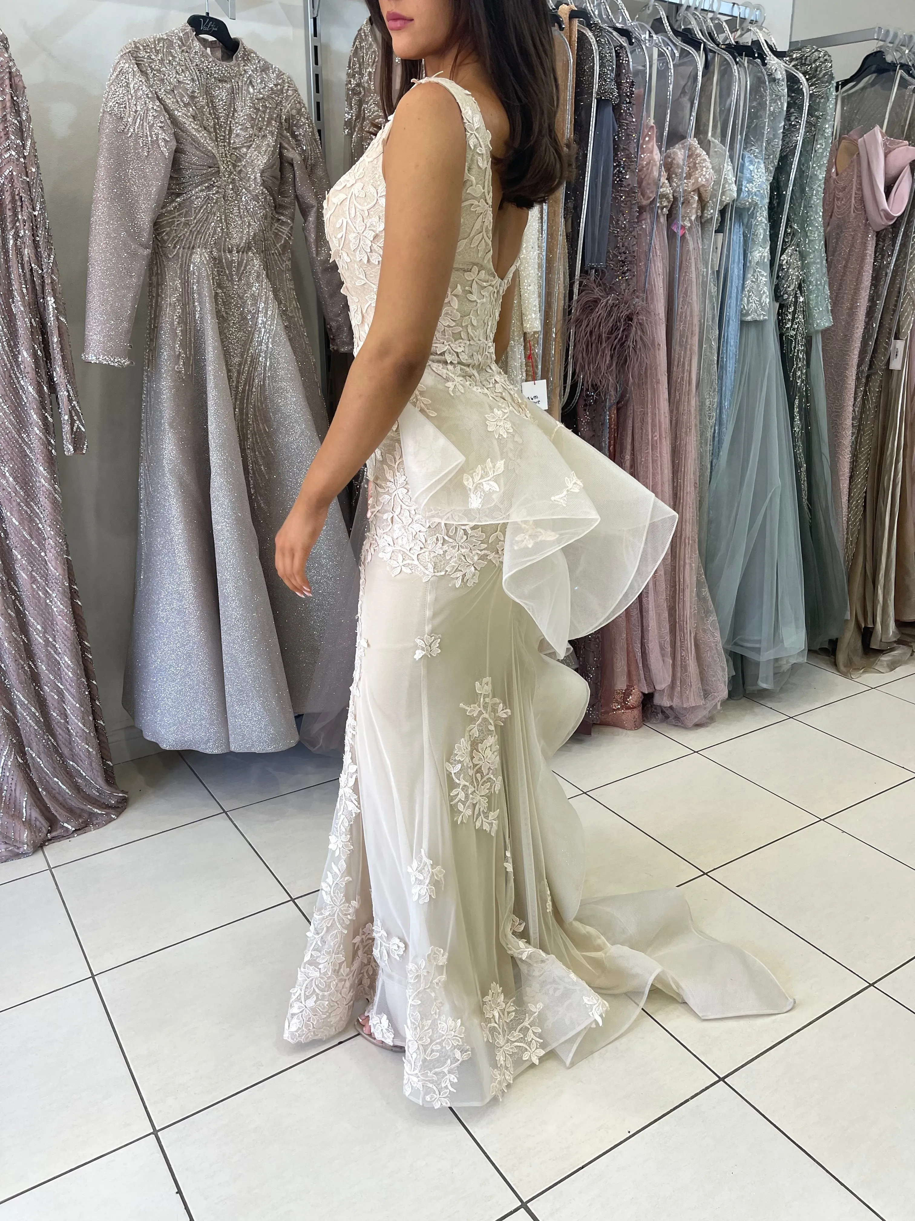 NINA HIRE GOWN