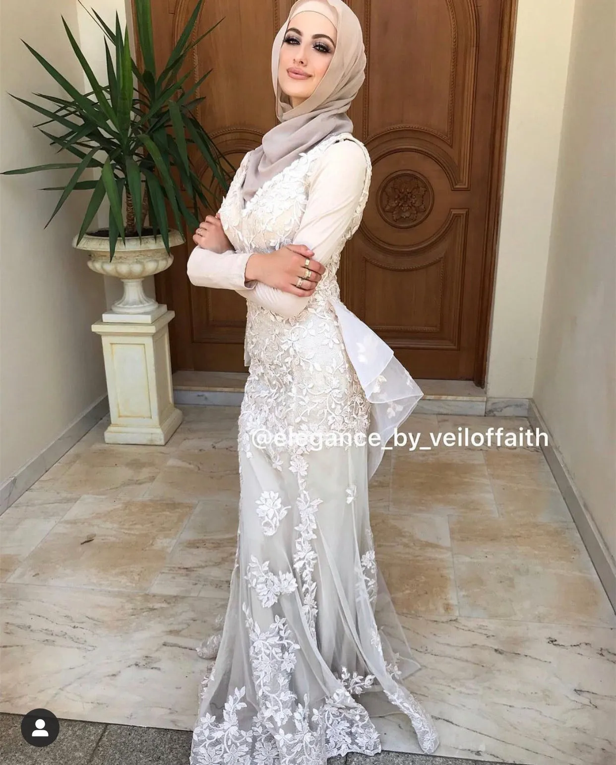 NINA HIRE GOWN
