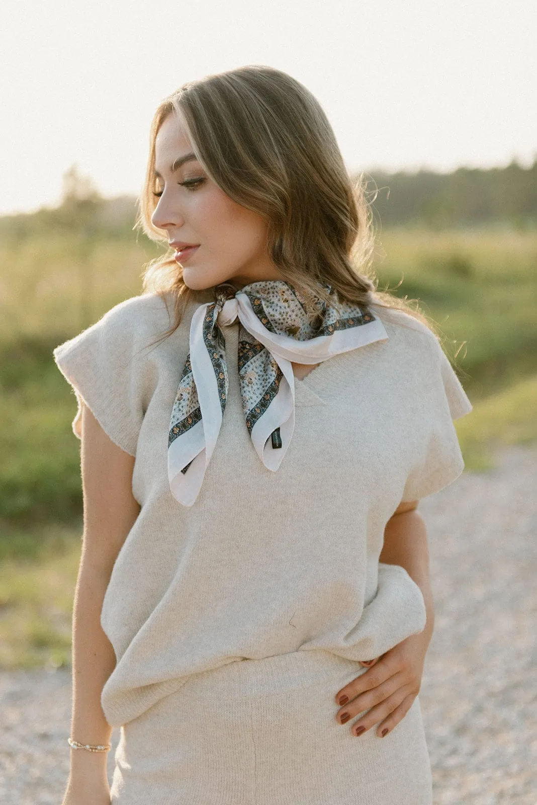 Oatmeal Knit Set Vest
