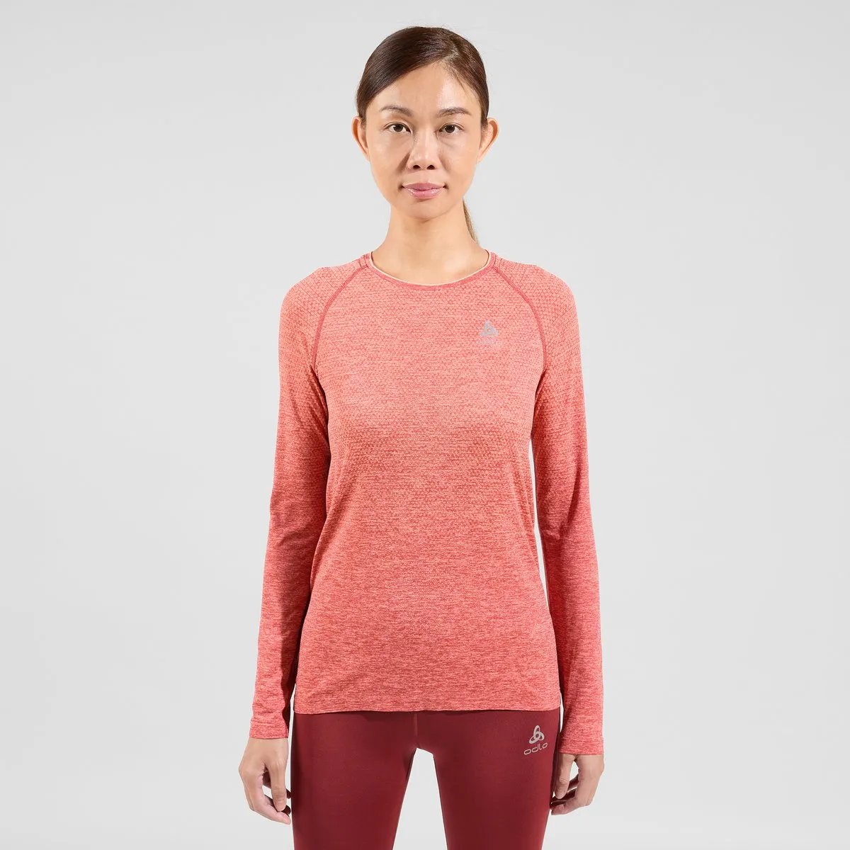 Odlo Women&#x27;s T-shirt Crew Neck L/S Essential Seamless Cinnabar Melange | Buy Odlo Women&#x27;s T-shirt Crew Neck L/S Essential Seamless Cinnabar Melange here | Outnorth