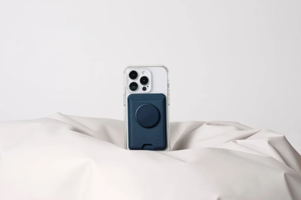PopSockets MagSafe Softgoods PopWallet