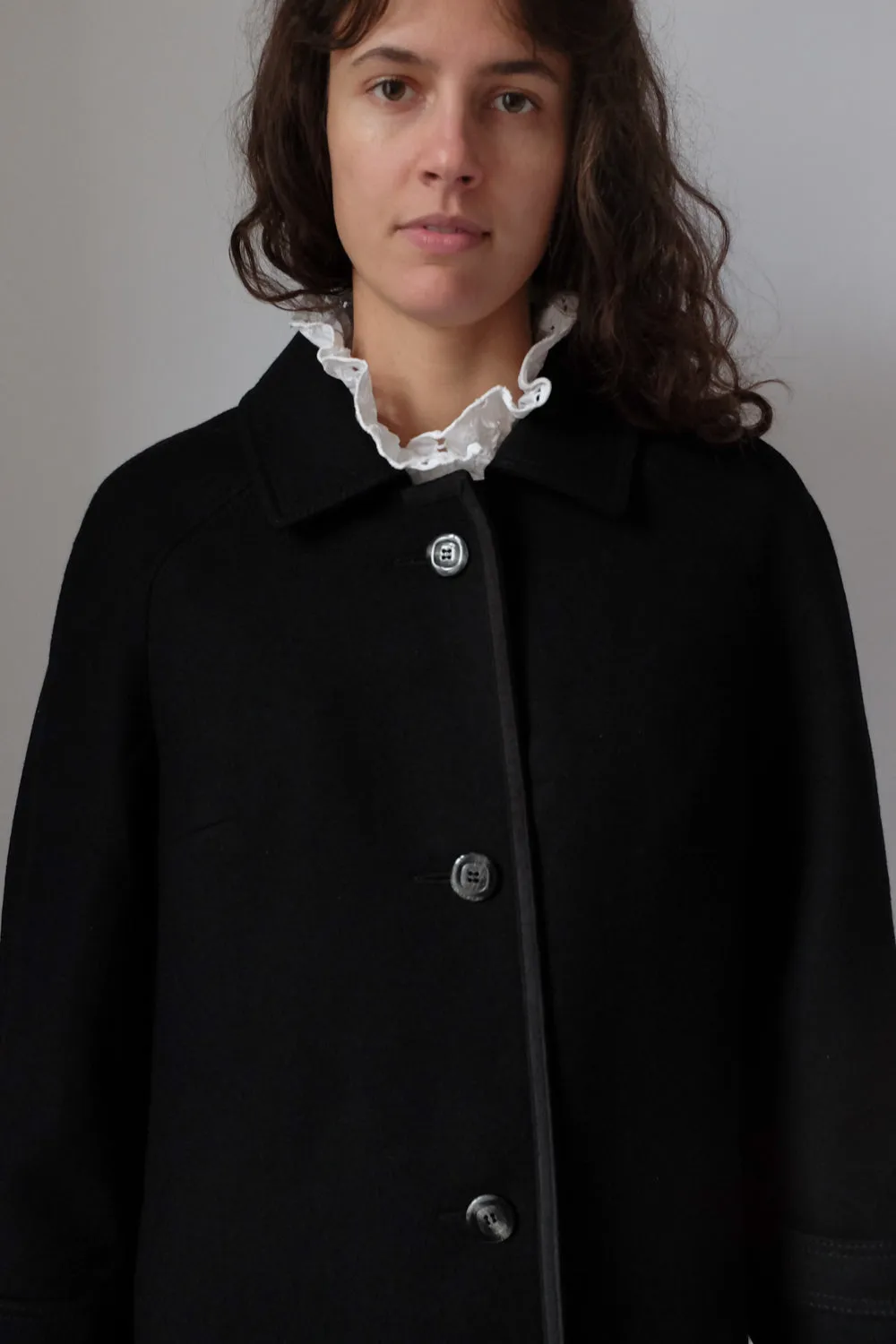 PURE WOOL BLACK MINIMAL COAT