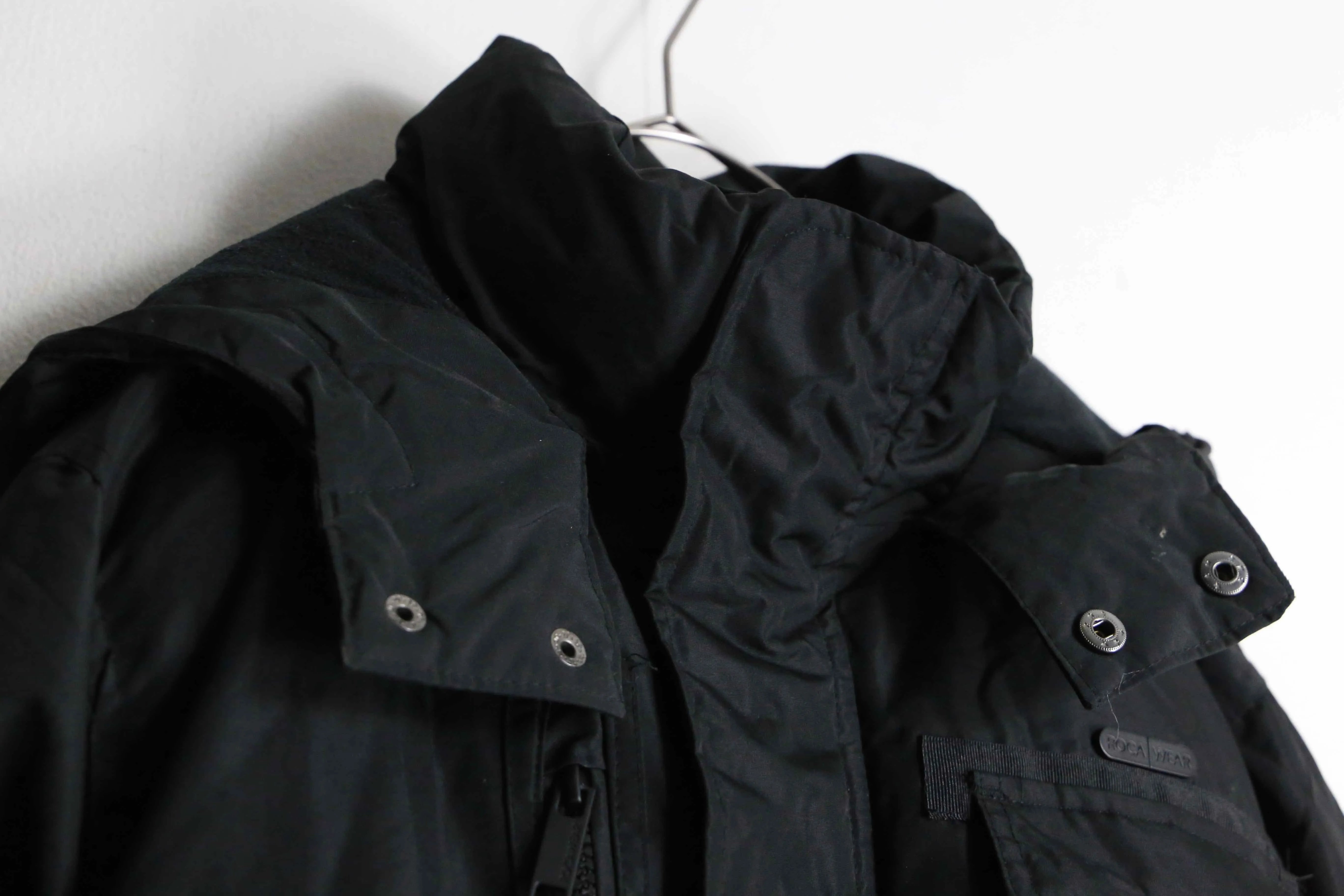 "ROCA WEAR" black down jacket