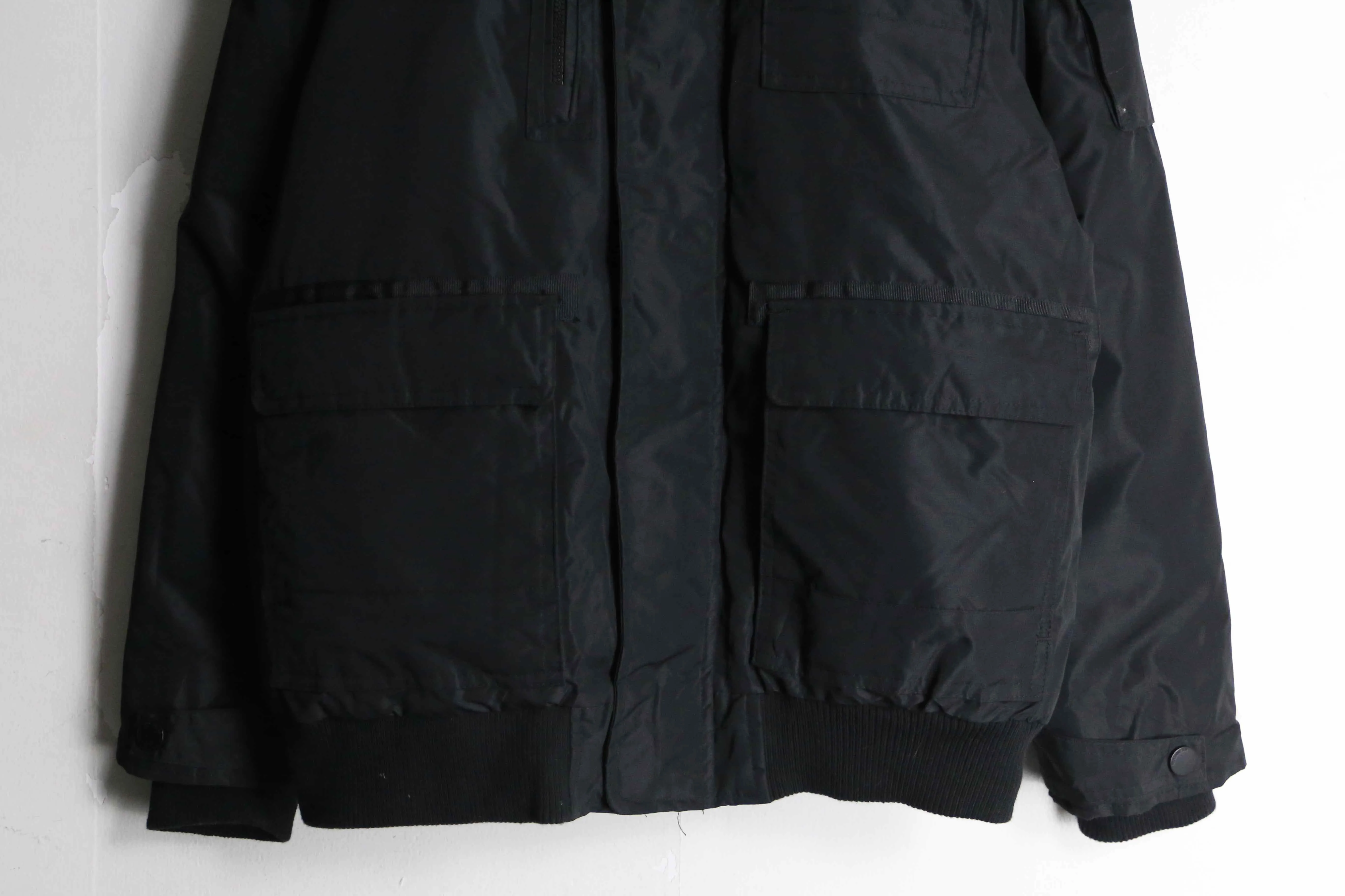 "ROCA WEAR" black down jacket