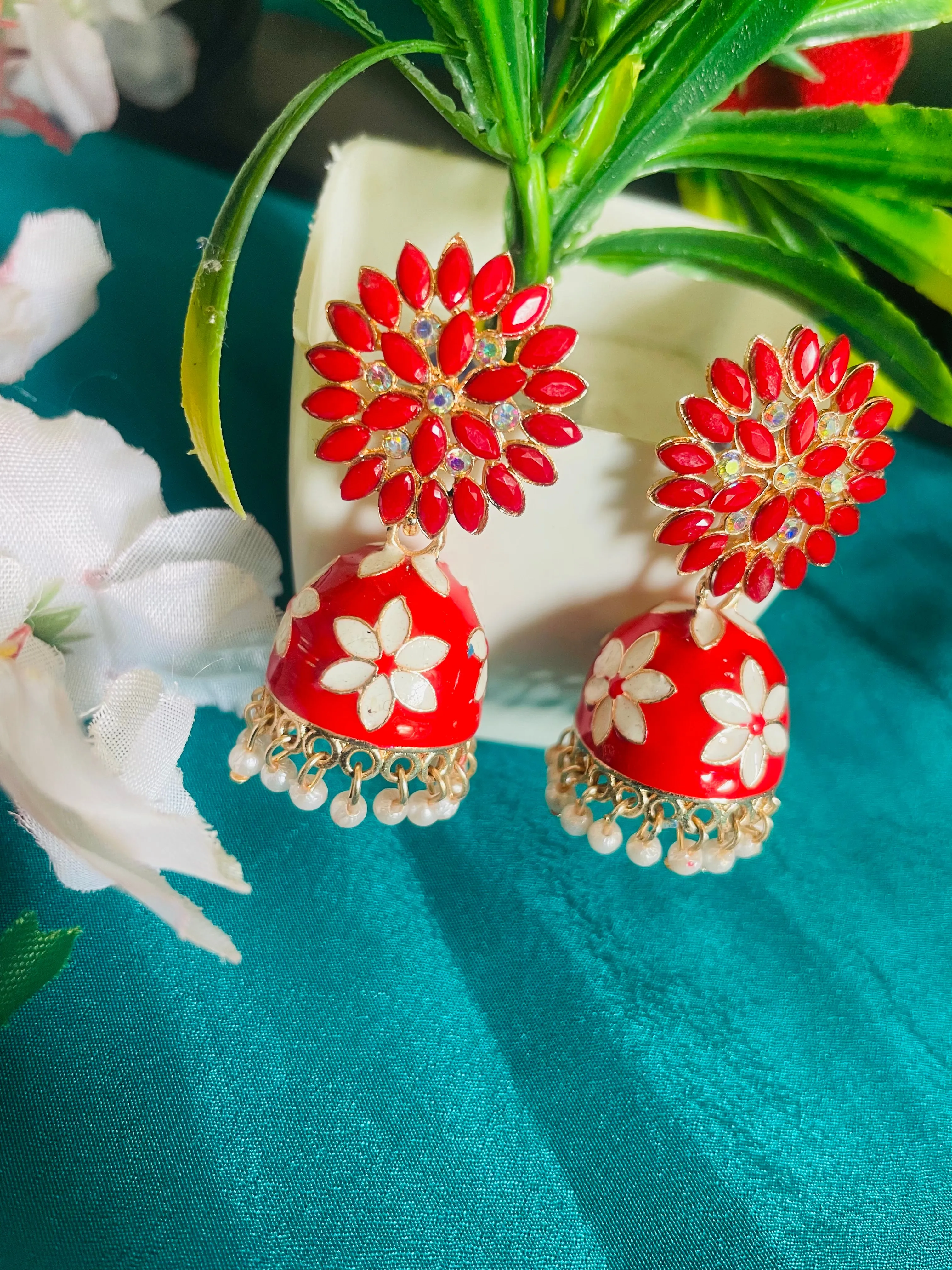 RAADA RED JHUMKIS