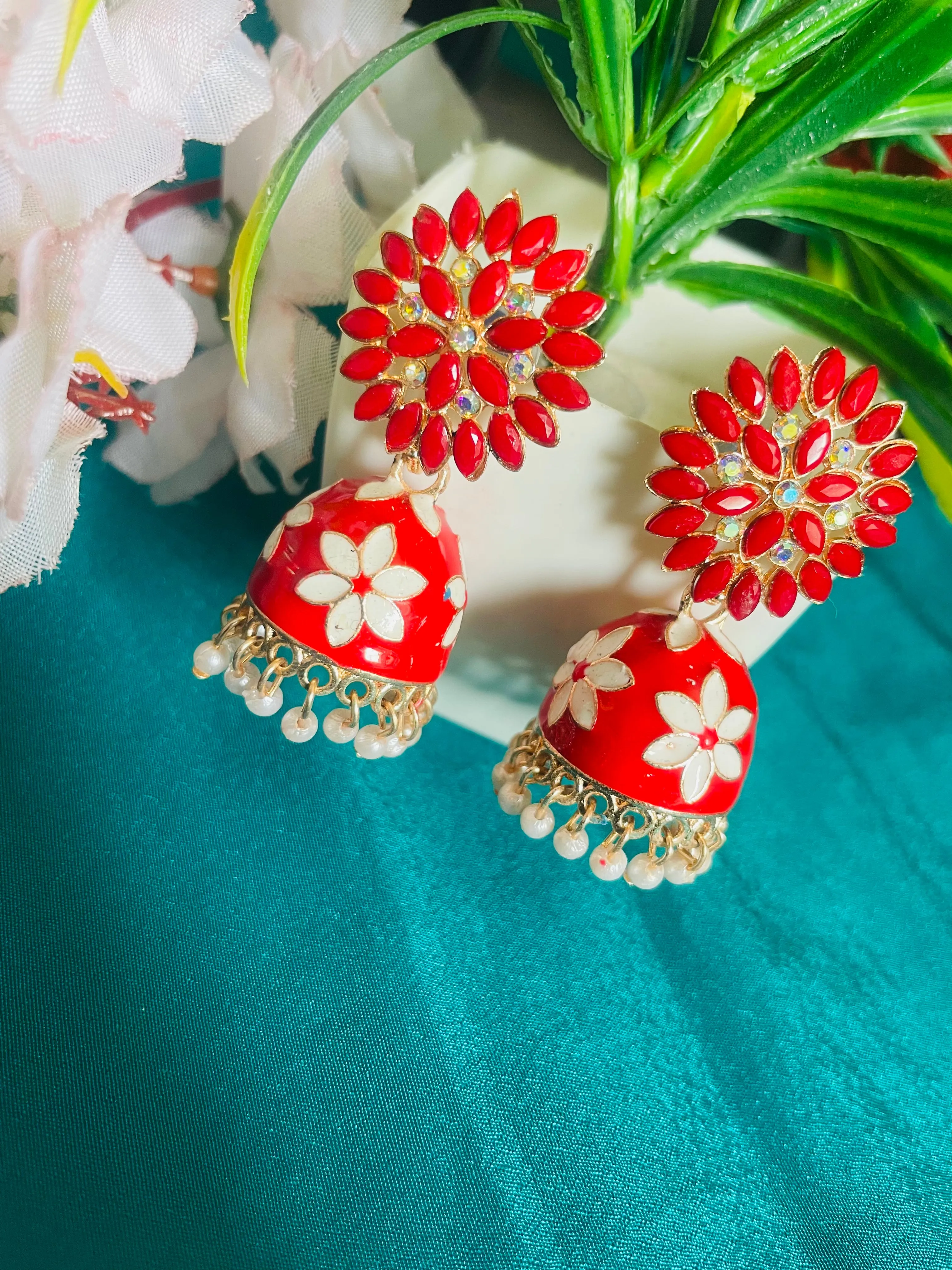 RAADA RED JHUMKIS