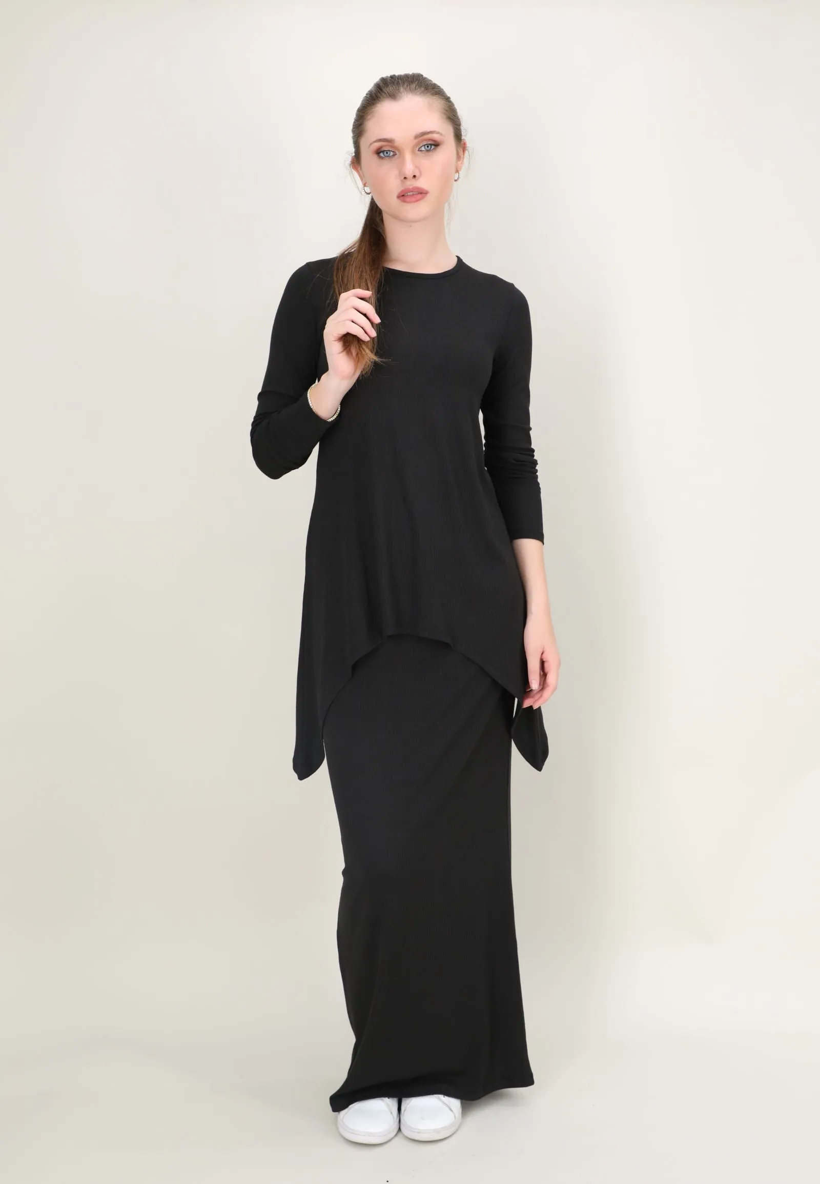 Ribbed Asymmetric T-shirt / Black