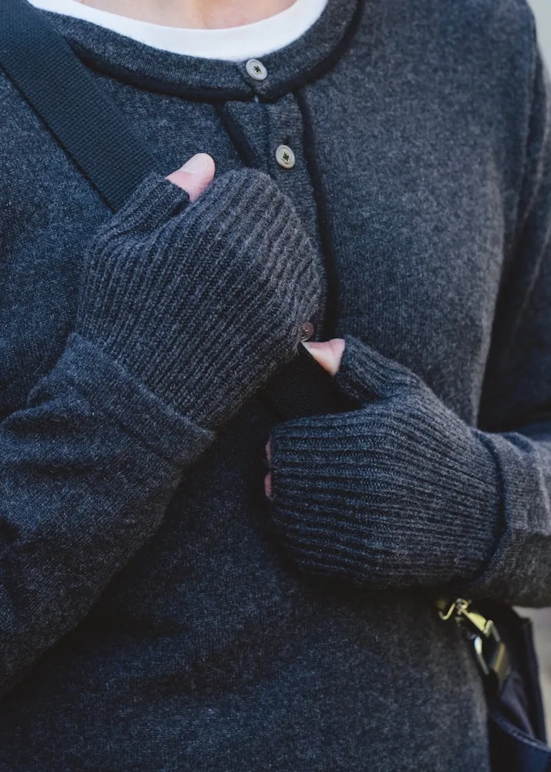 Ribbed knit wrist warmers