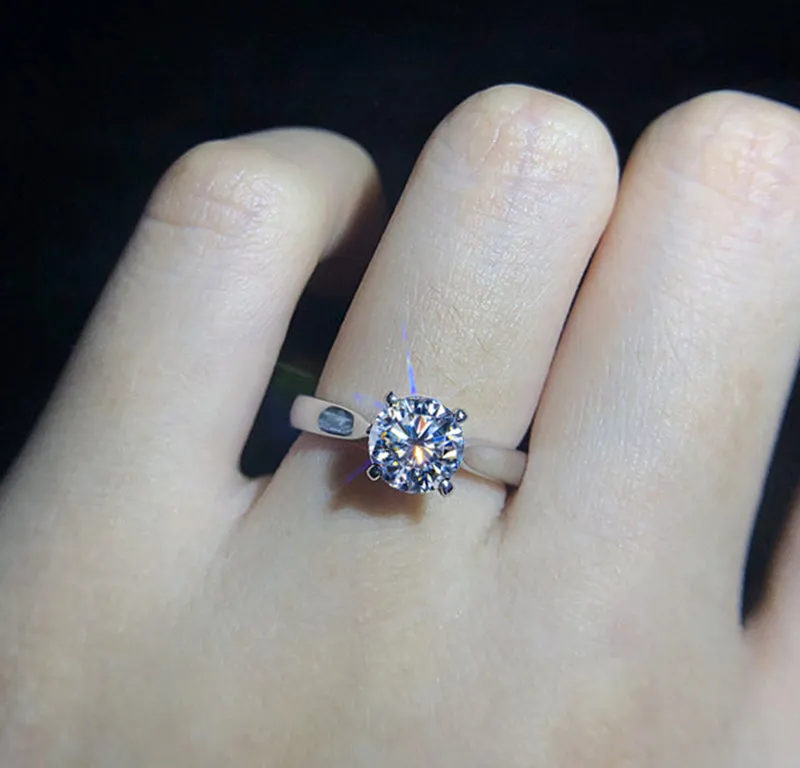 Romantic Jewelry Luxury Shiny Round Cut CZ Engagement Rings for Women