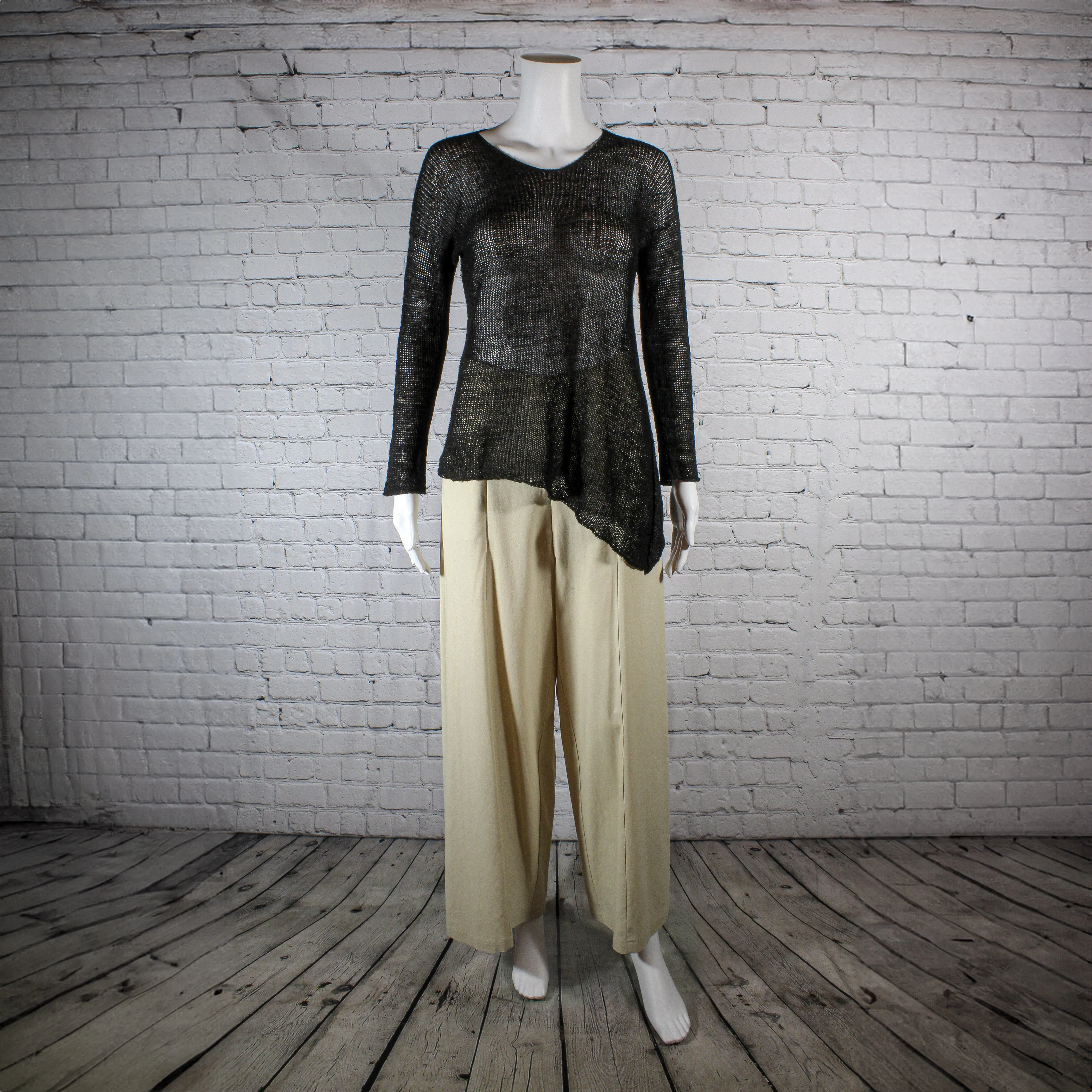 SALE! Julia Pullover Top in Raffia by Paper Temples