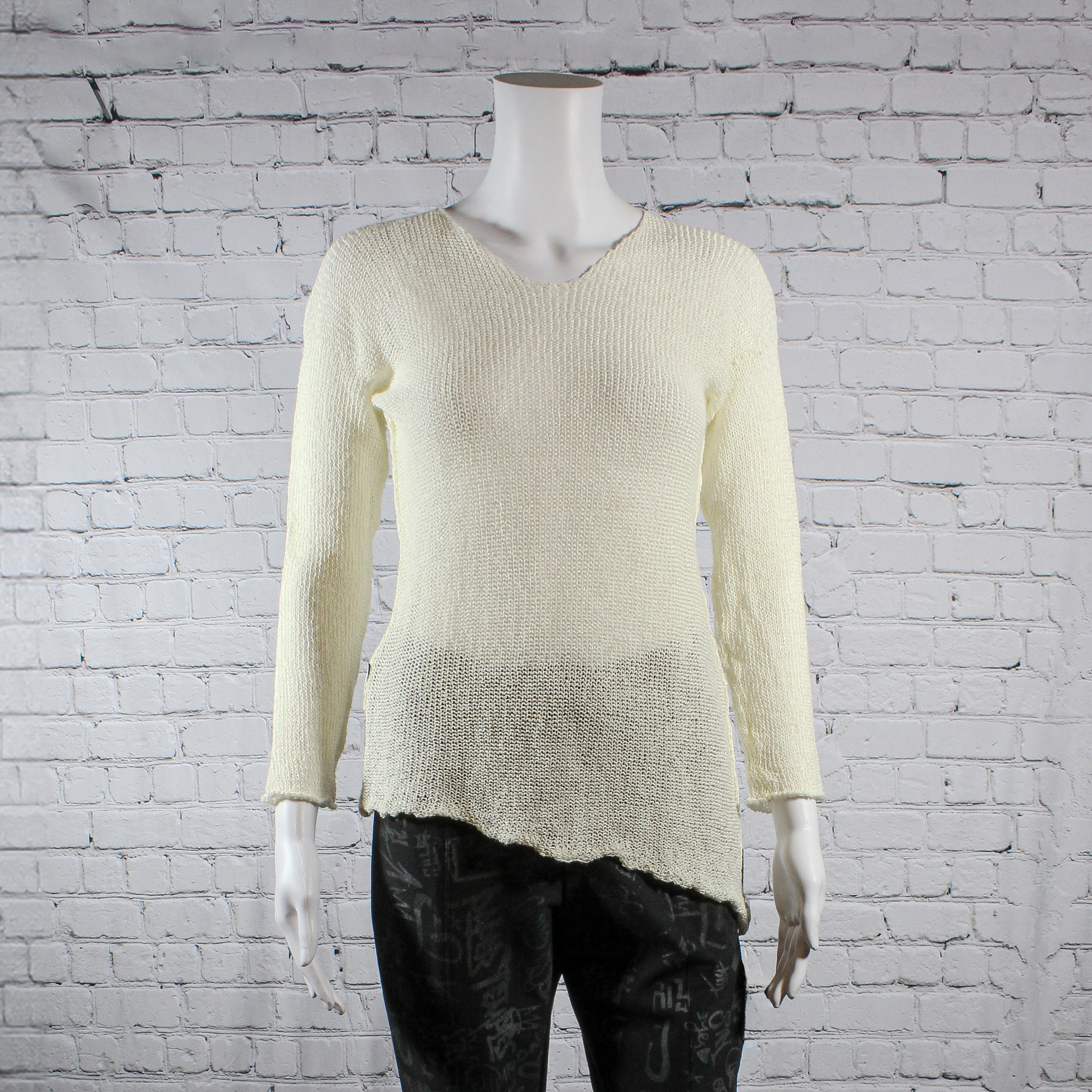 SALE! Julia Pullover Top in Raffia by Paper Temples