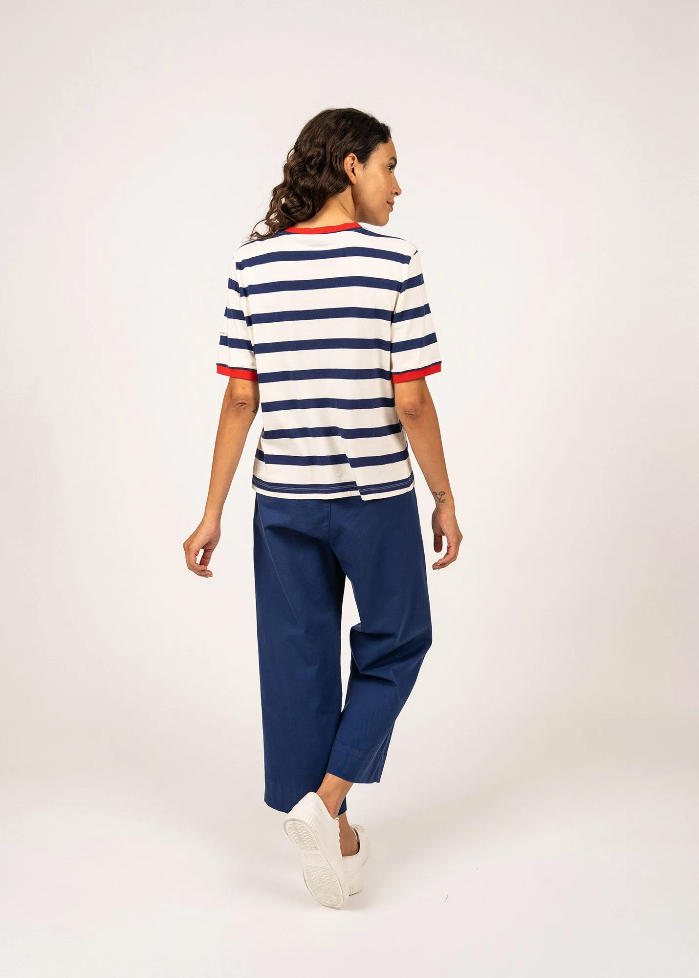 SELENA - Striped Tee with Contrasted Pocket | 100% Cotton (IVORY / INDIGO)