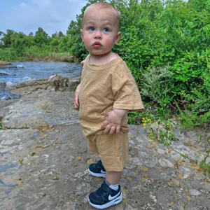 Shirts & Shorts Set with Stripes for Kids